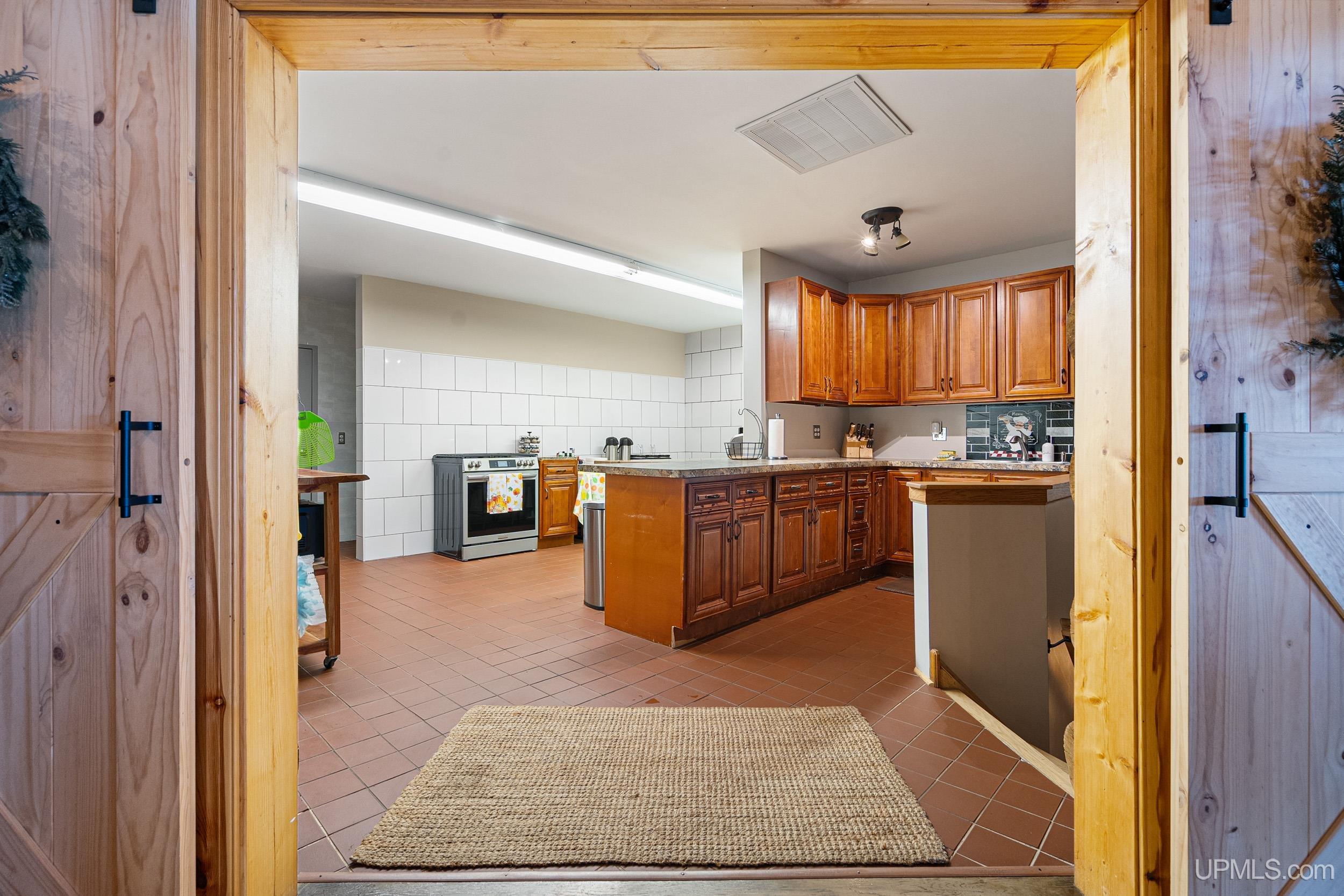 5964 E Us 2 Highway Property Photo 46