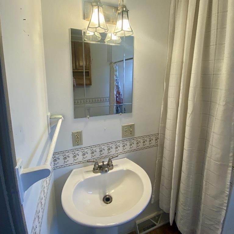 217 Tenth Street Property Photo 9