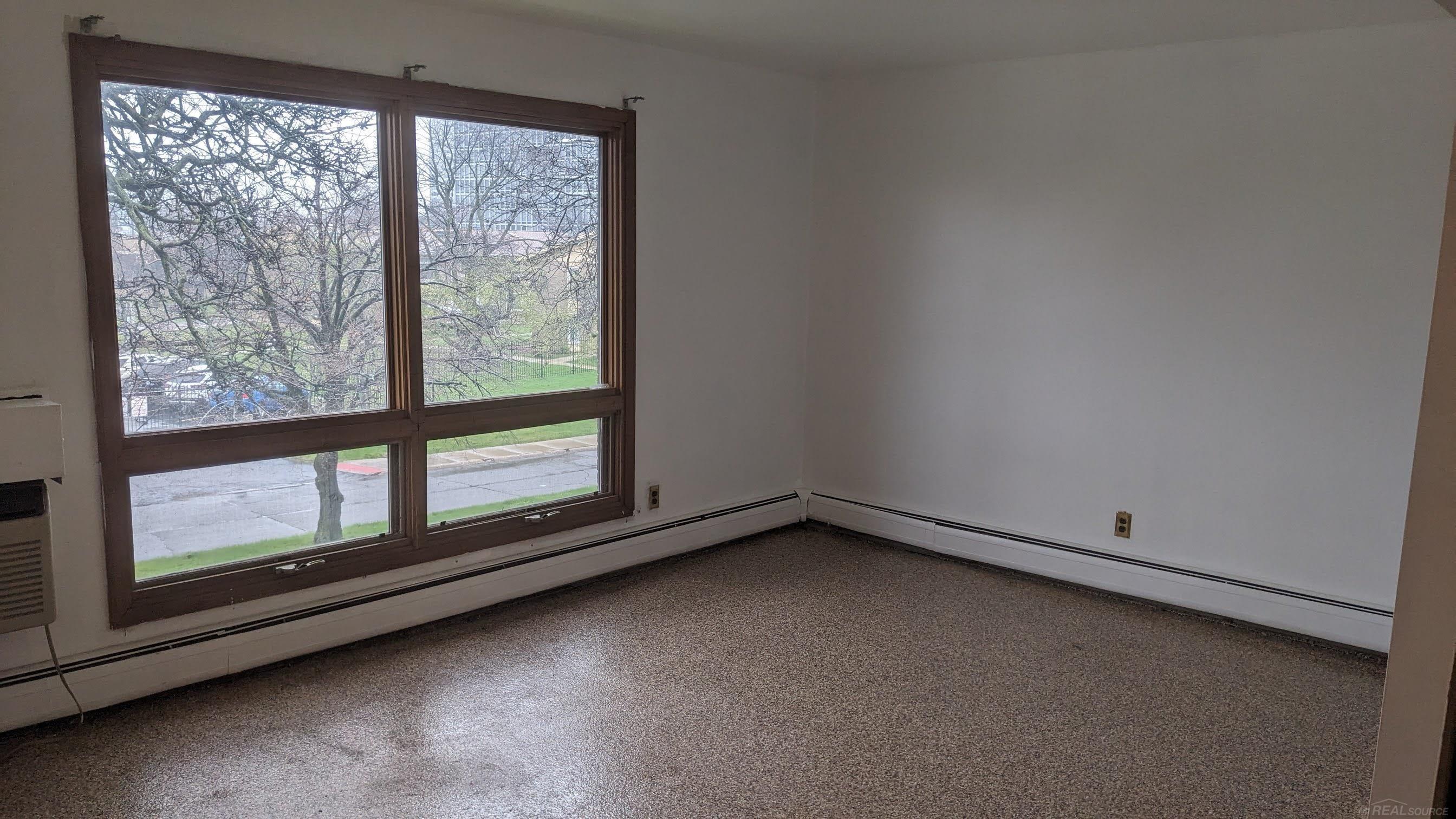 1565 Cherboneau Place Property Photo 4