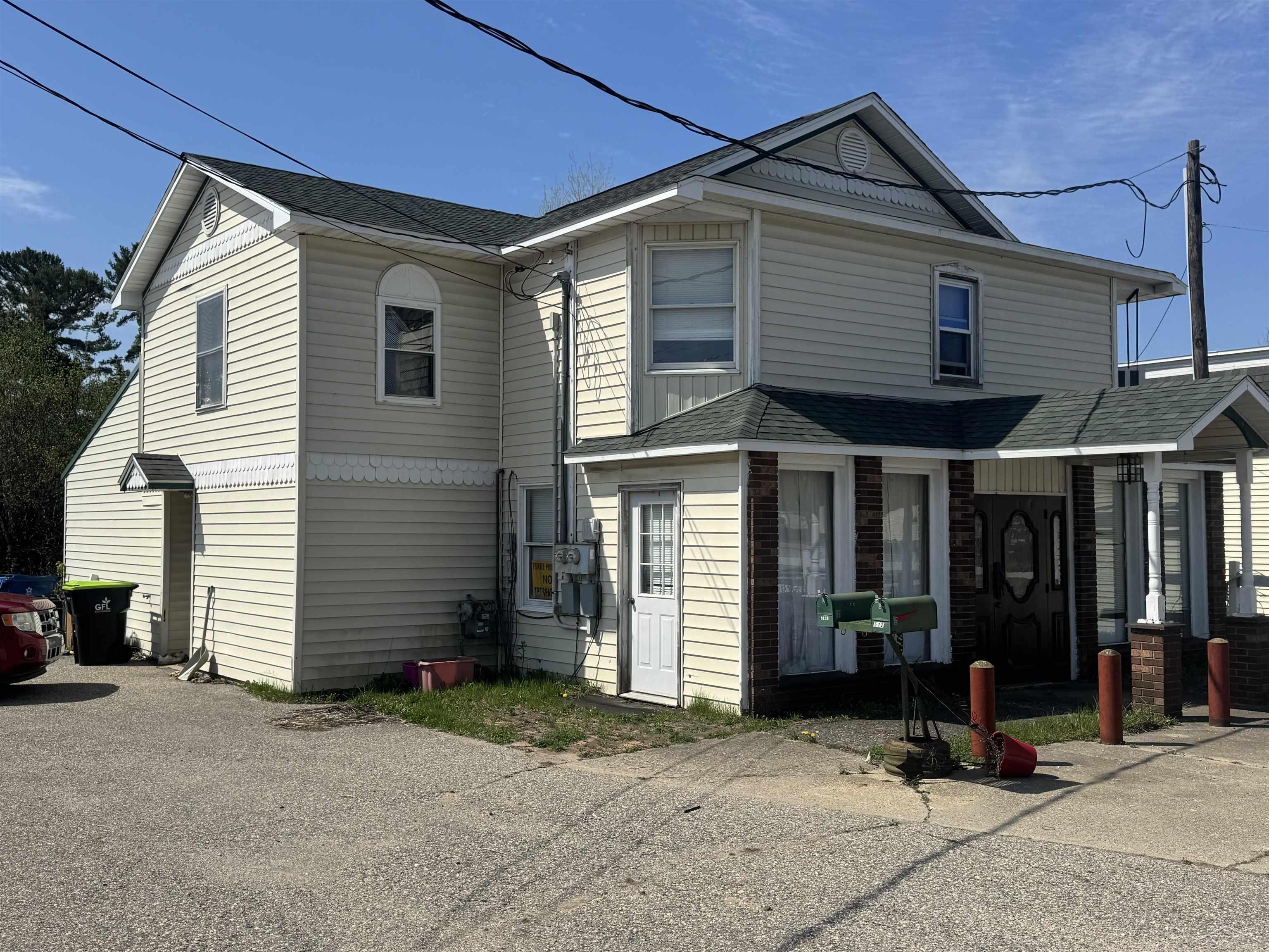 512 E Houghton Avenue Property Photo 1
