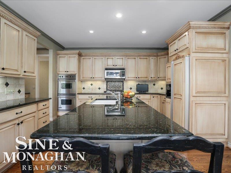 5561 Brookside Lane Property Photo 33