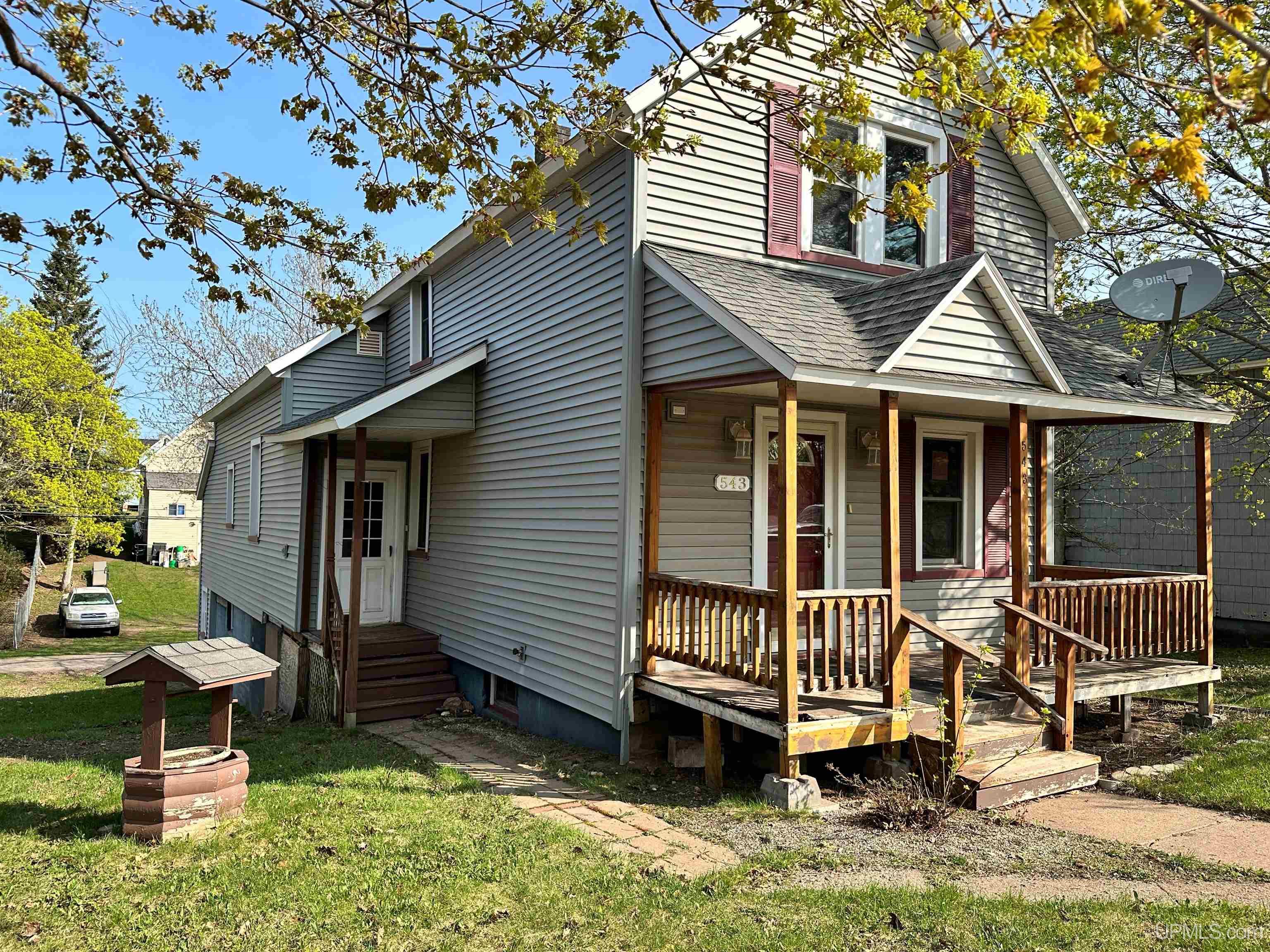 543 Lake Street Property Photo 1
