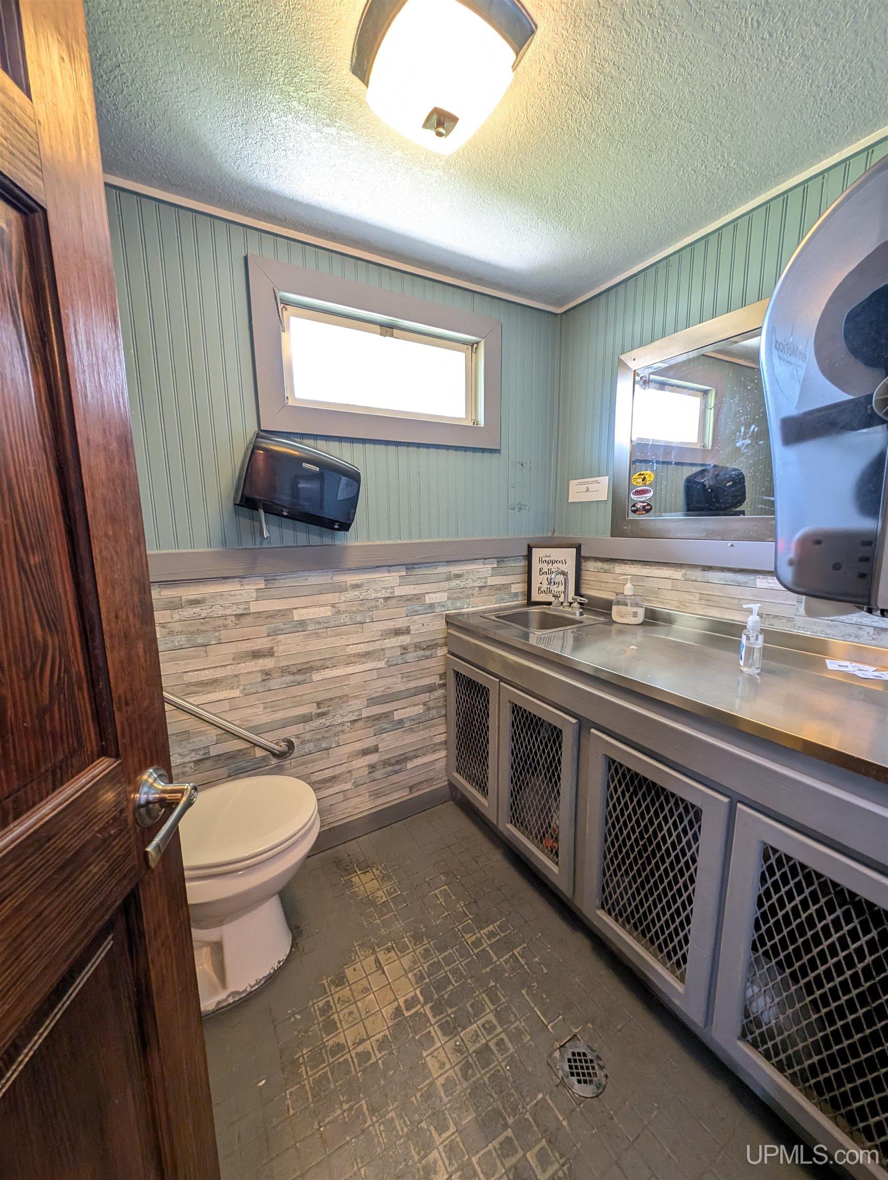 1263 M149 Highway Property Photo 22