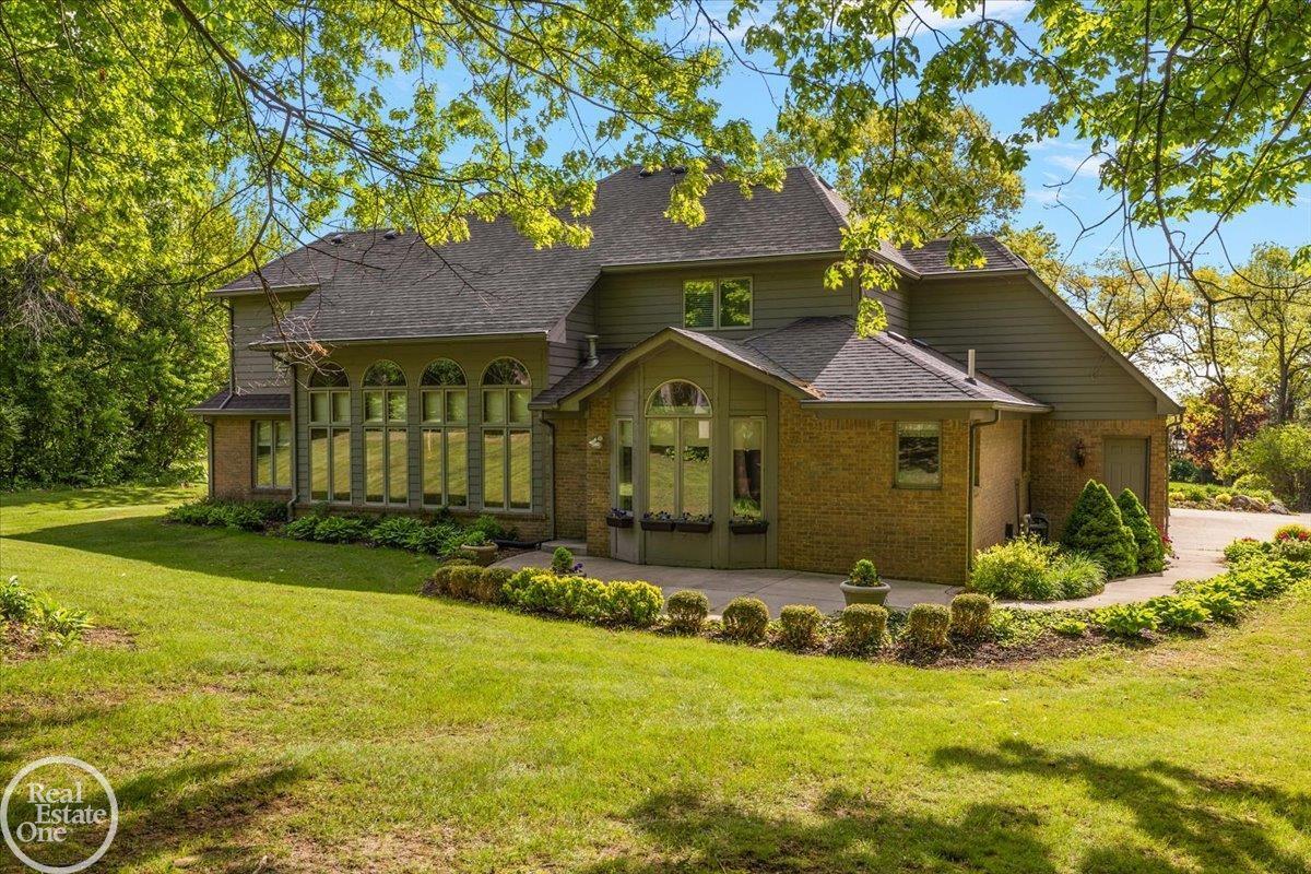 63011 Indian Hills Drive Property Photo 6