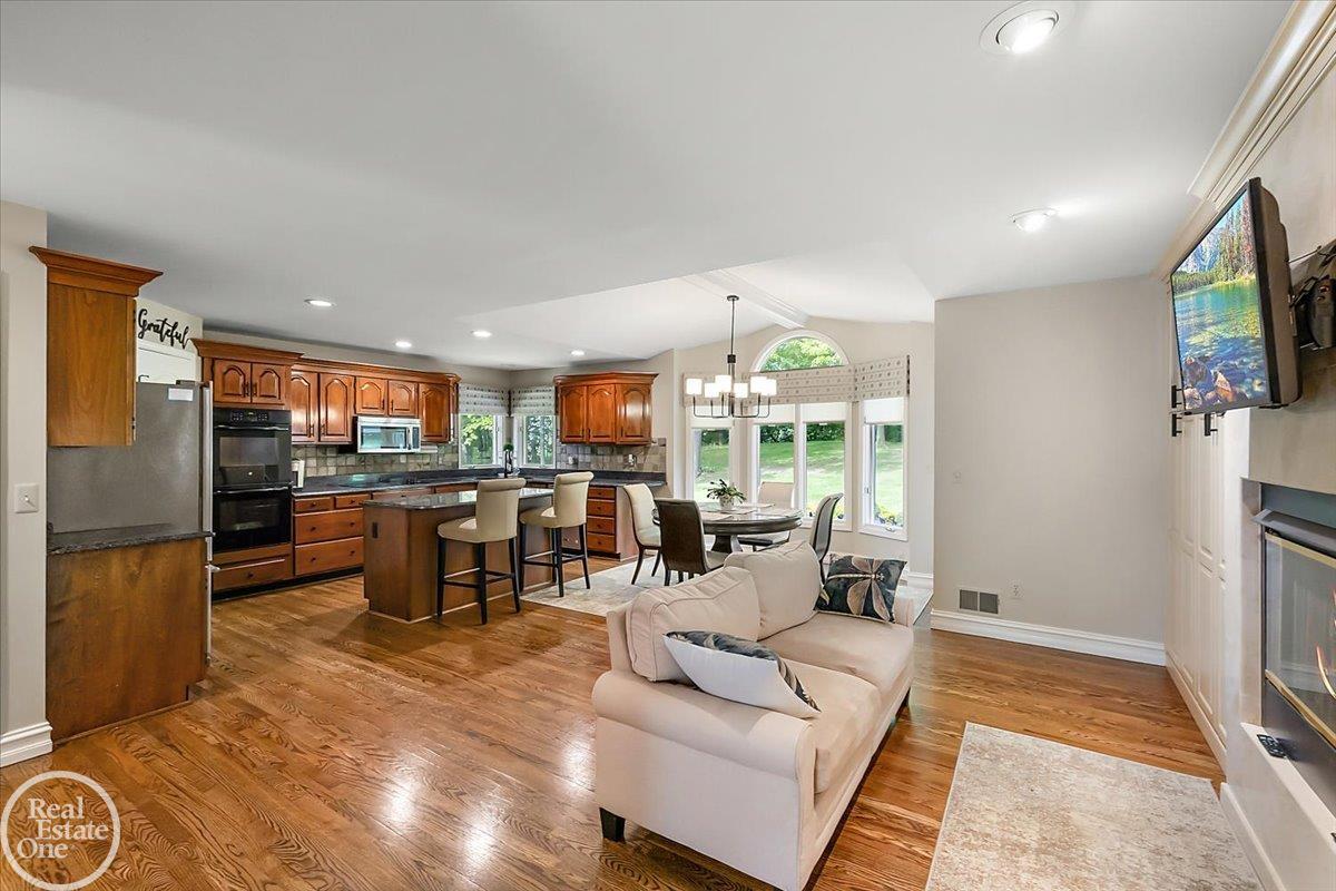 63011 Indian Hills Drive Property Photo 16