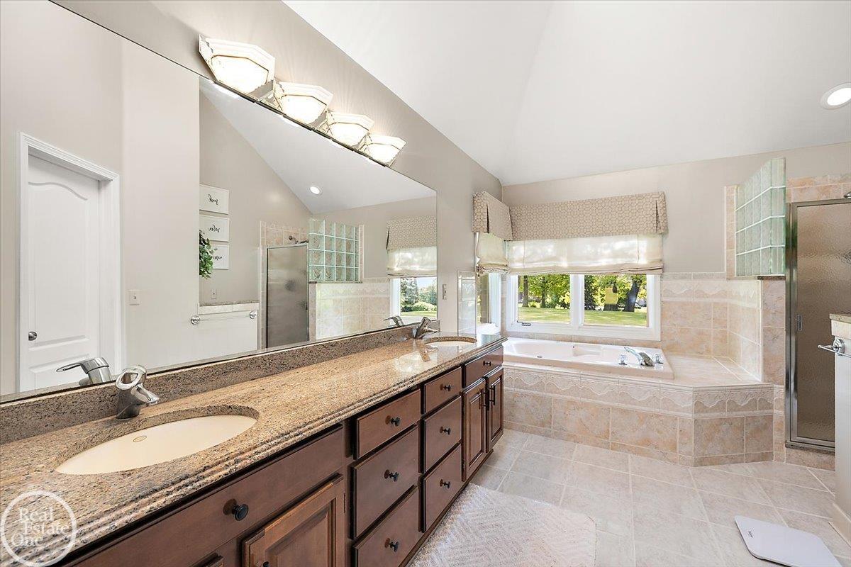 63011 Indian Hills Drive Property Photo 43
