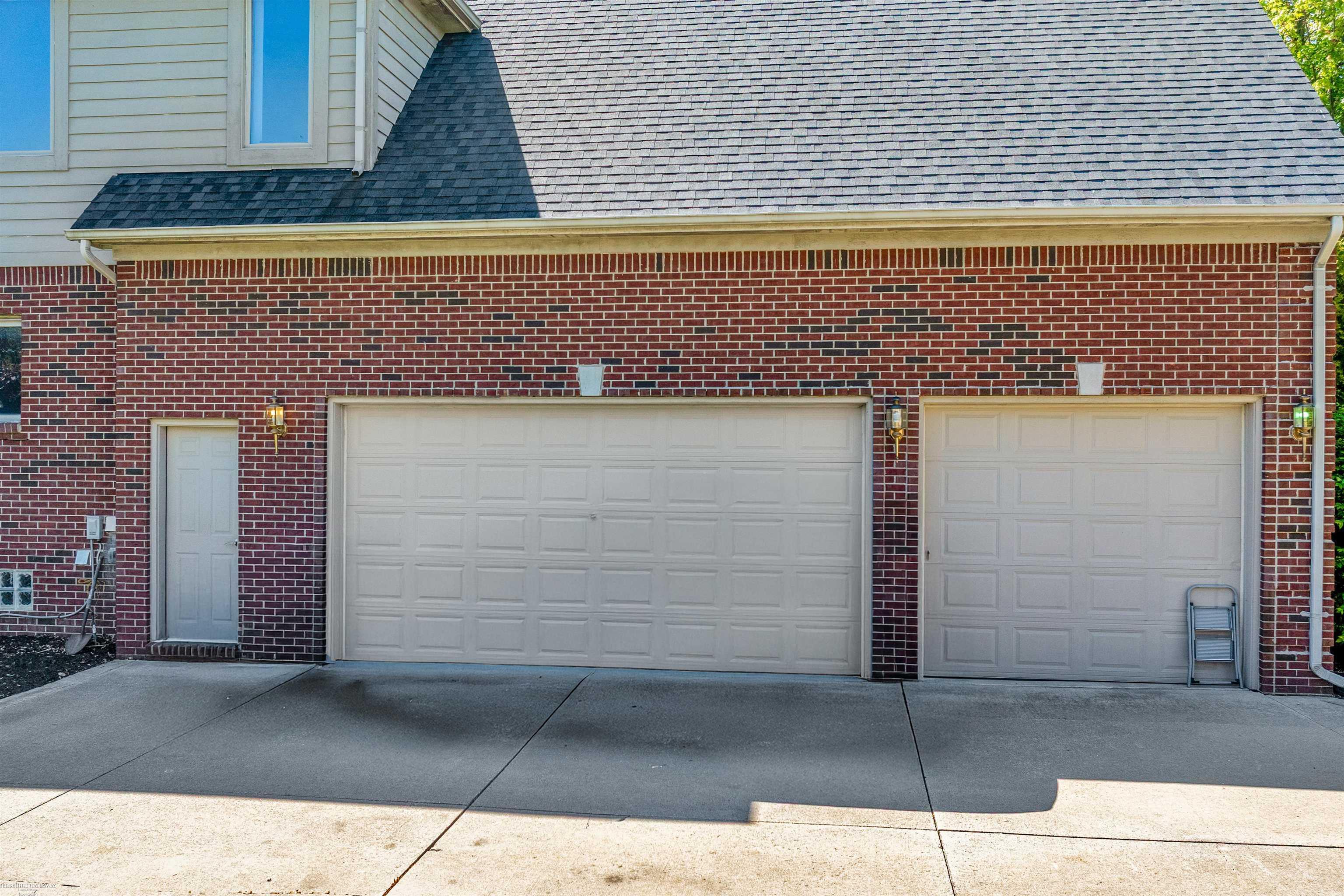 7337 Acadia Court Property Photo 3