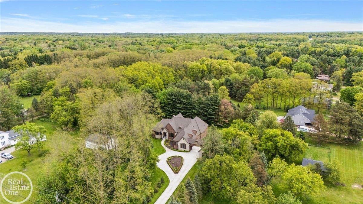 60330 Mount Vernon Road Property Photo 5