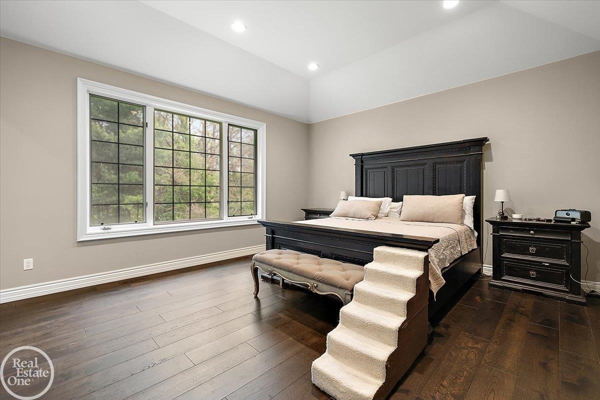 60330 Mount Vernon Road Property Photo 32