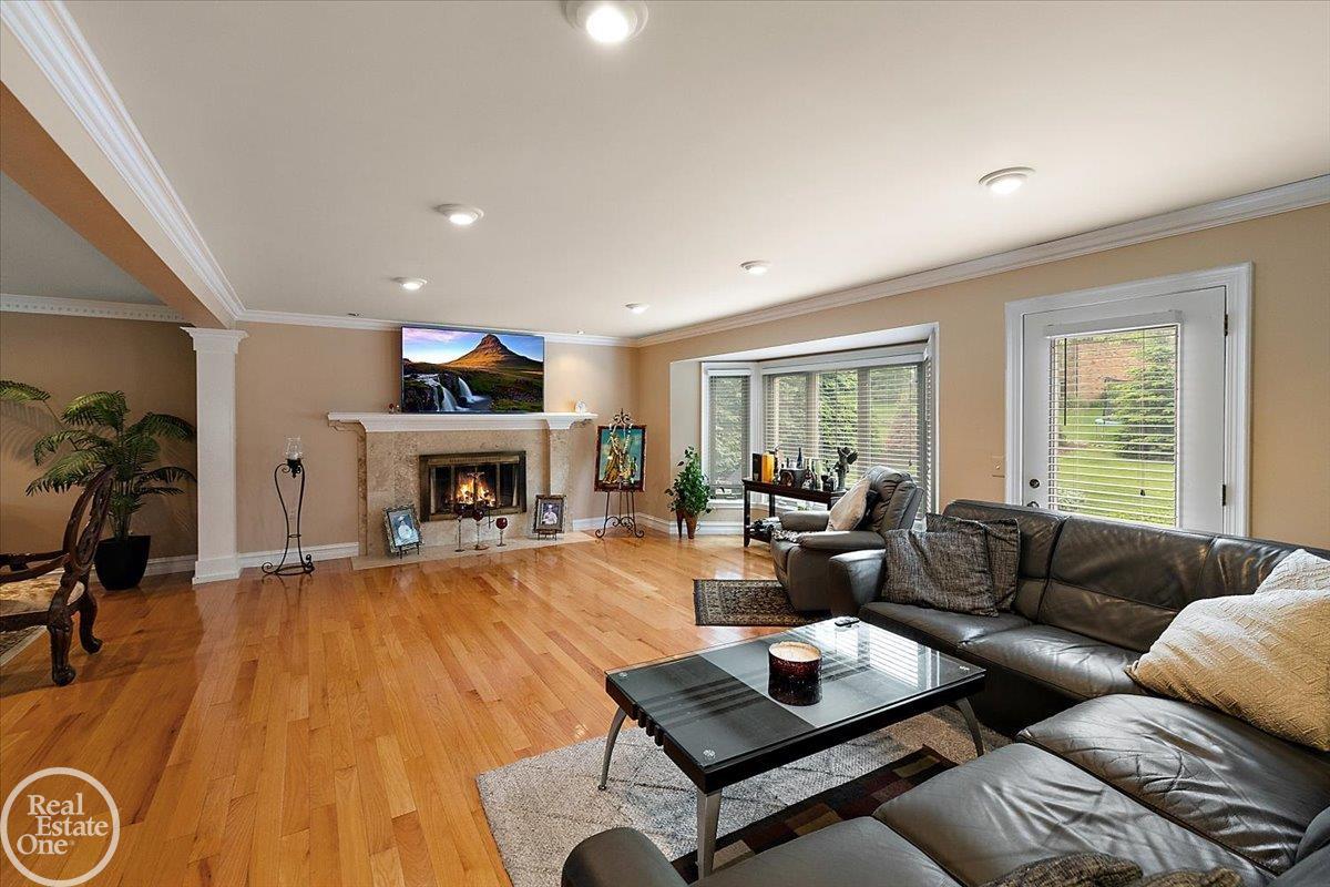 7277 Wellington Place Property Photo 18