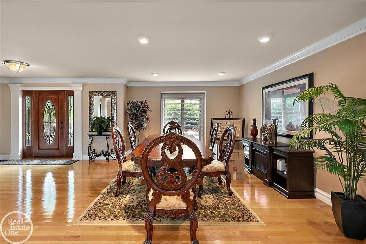 7277 Wellington Place Property Photo 22