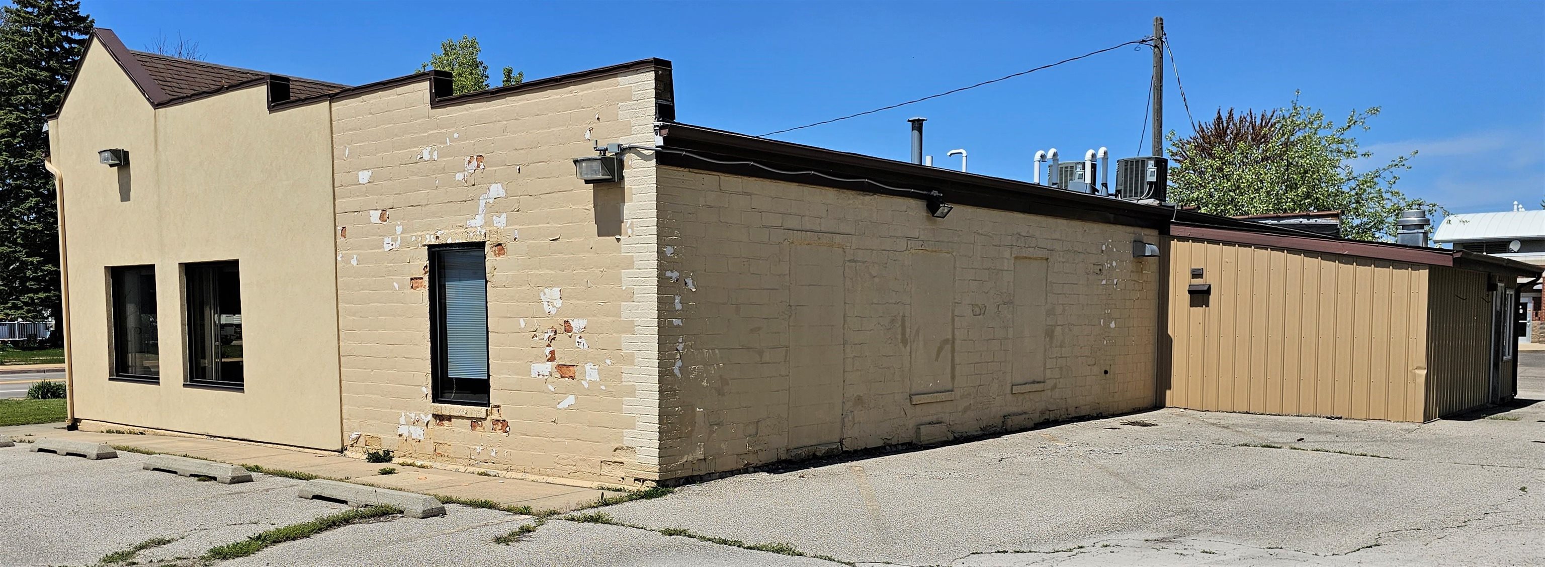305 S Mable Street Property Photo 2