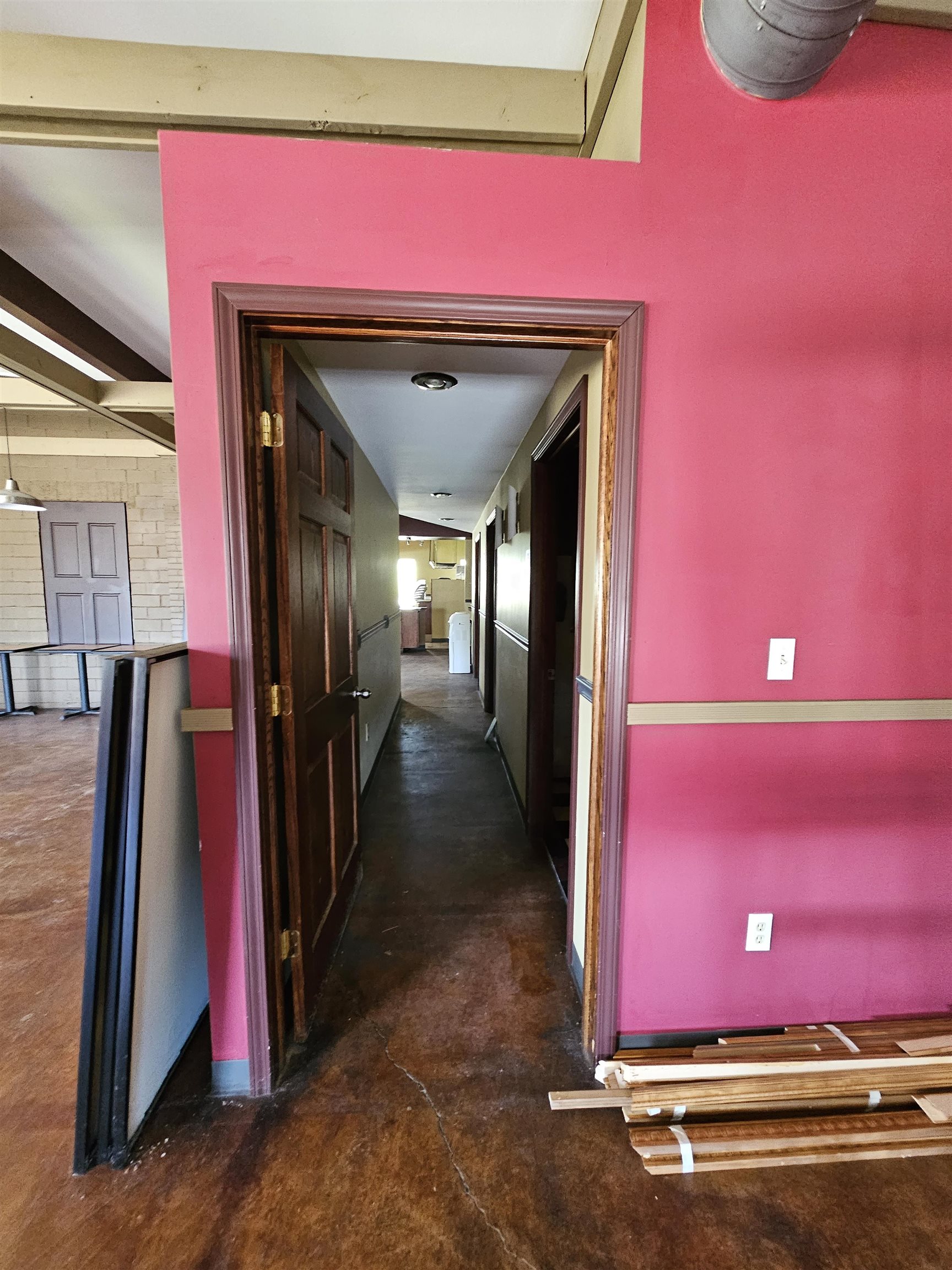 305 S Mable Street Property Photo 7