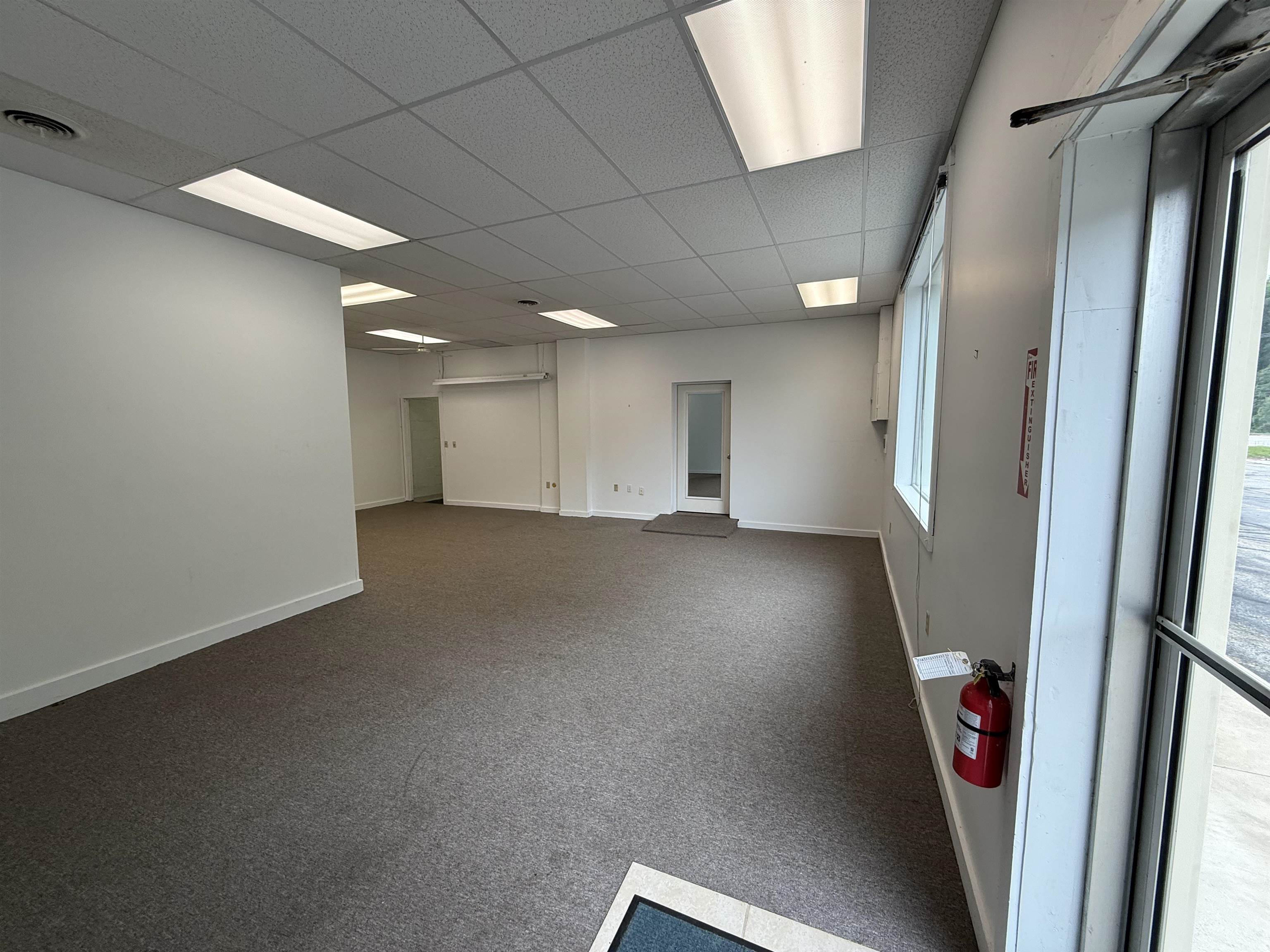 2706 N Saginaw Road Property Photo 8