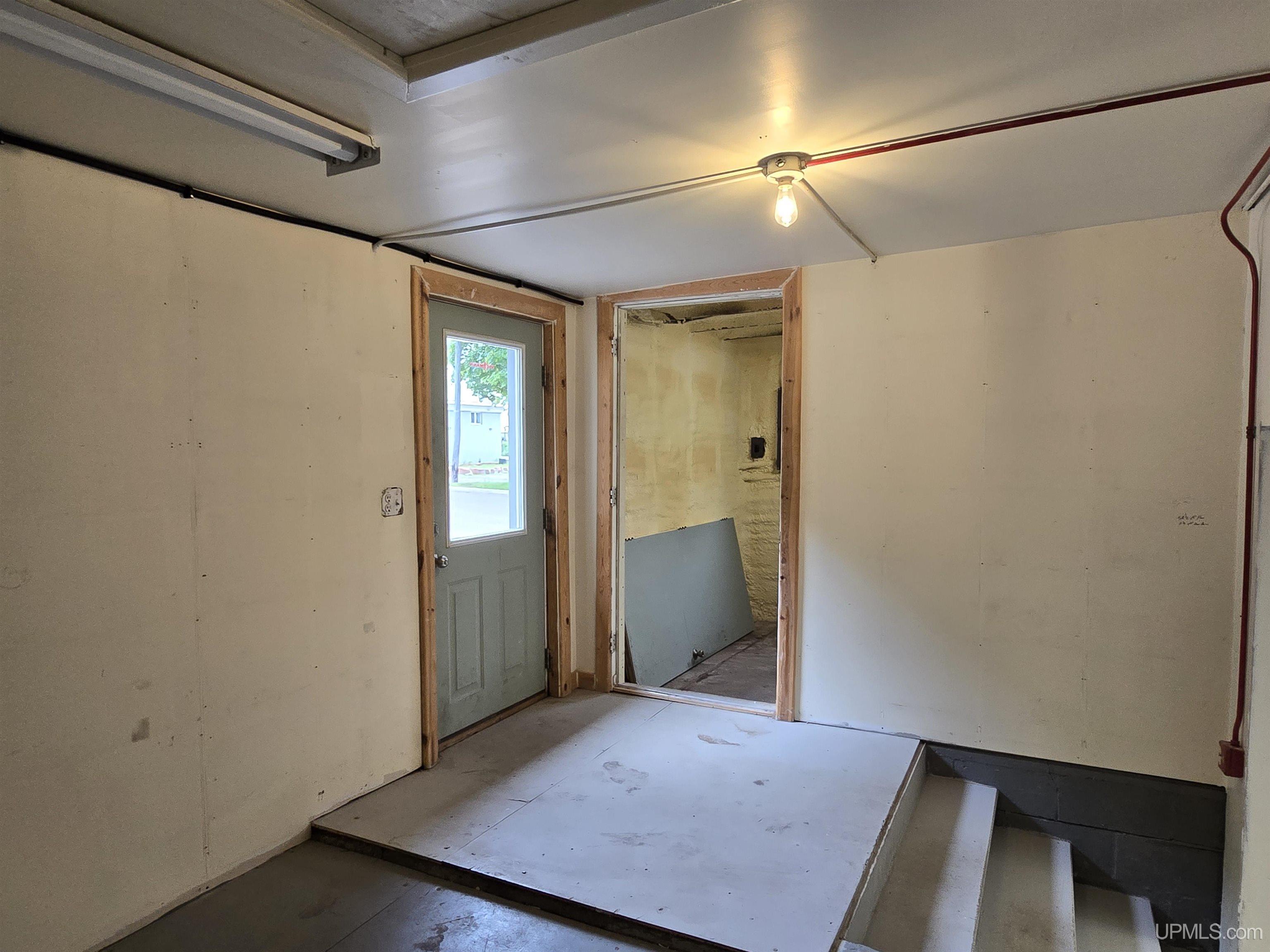 1001 Ethel Avenue Property Photo 17