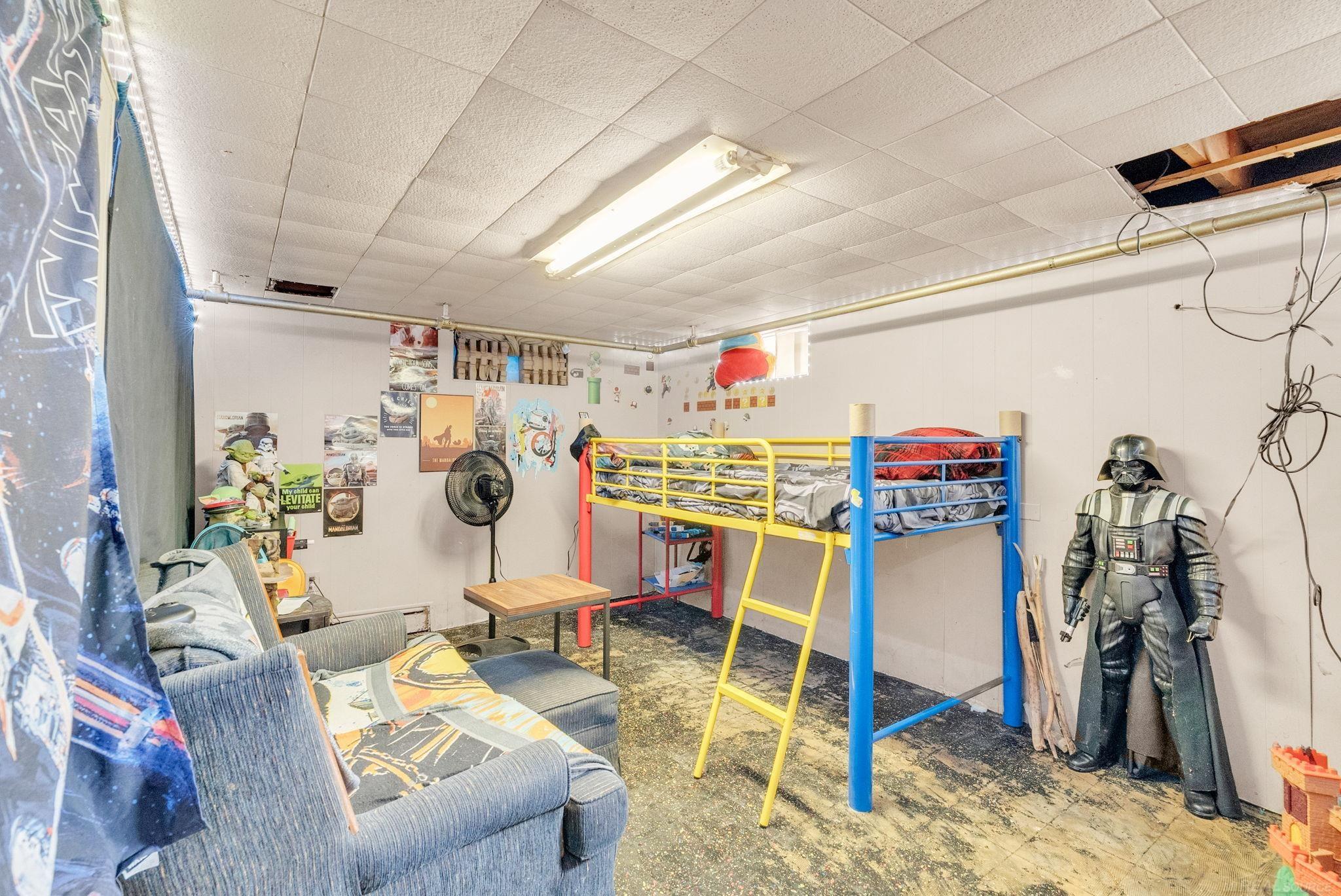 8941 & 8943 Lakeshore Road Property Photo 38