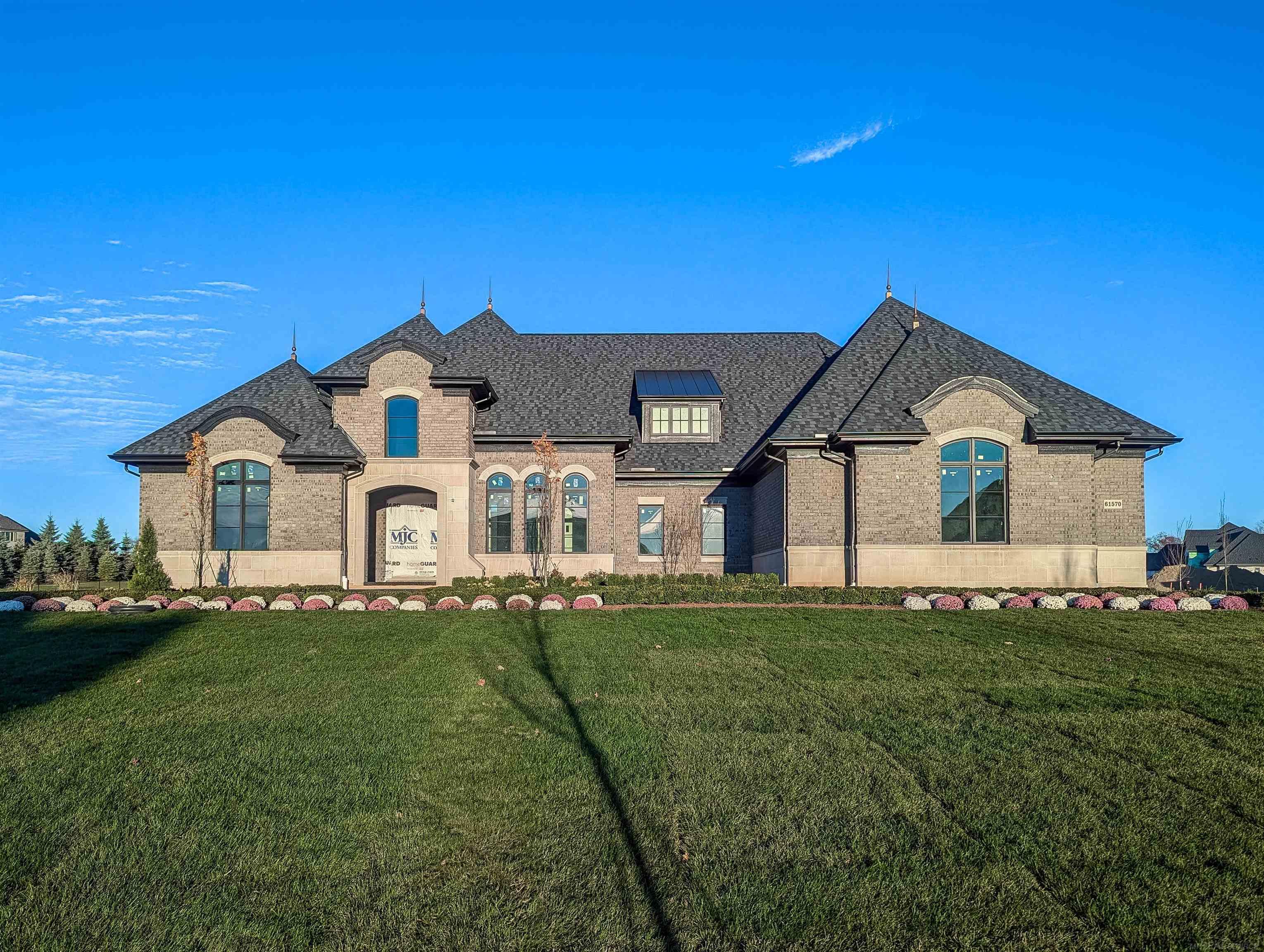 61570 Cotswold Drive Property Photo 1
