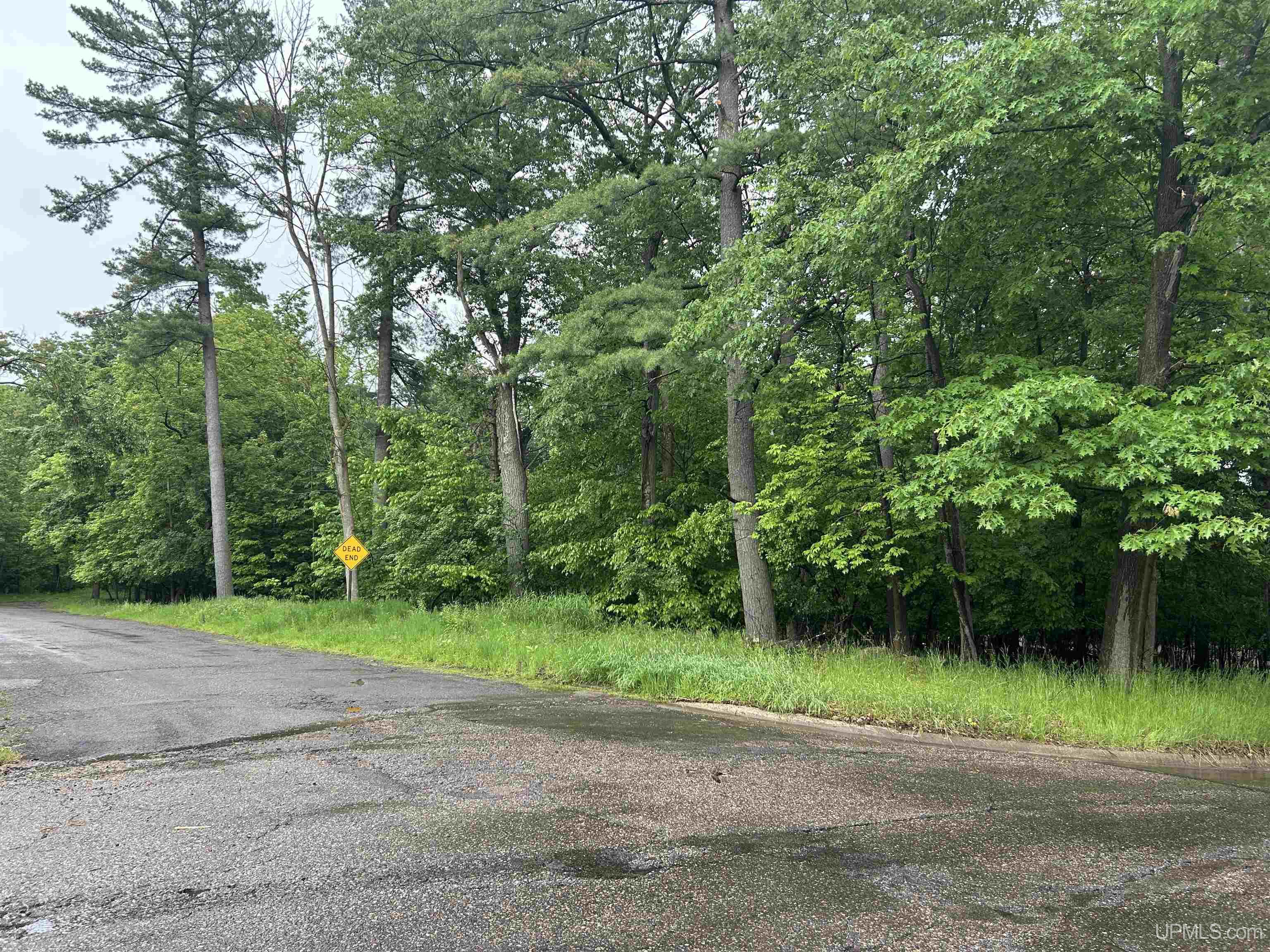 907 E I Street Property Photo 7