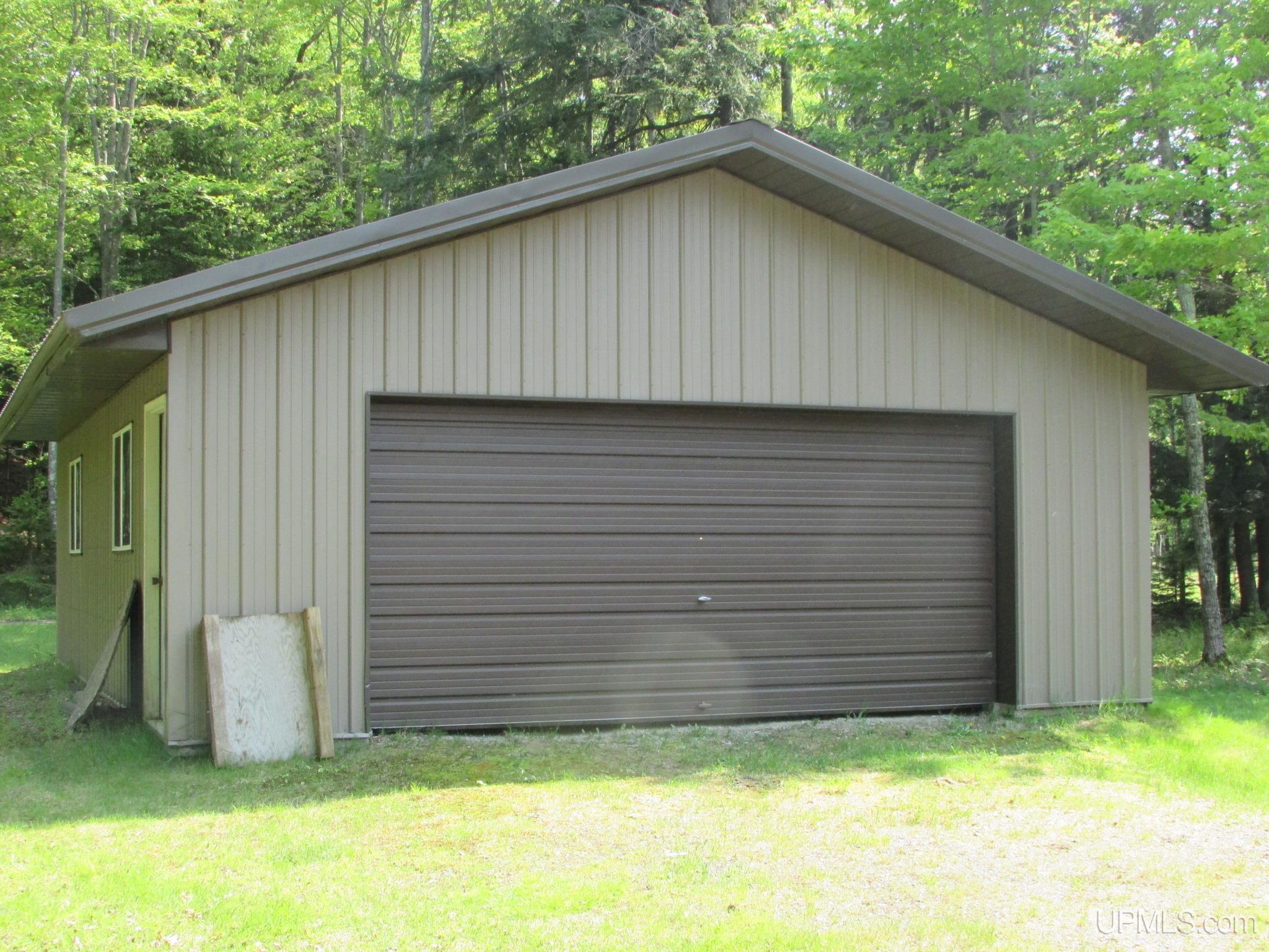 20517 Park Road Road Property Photo 53