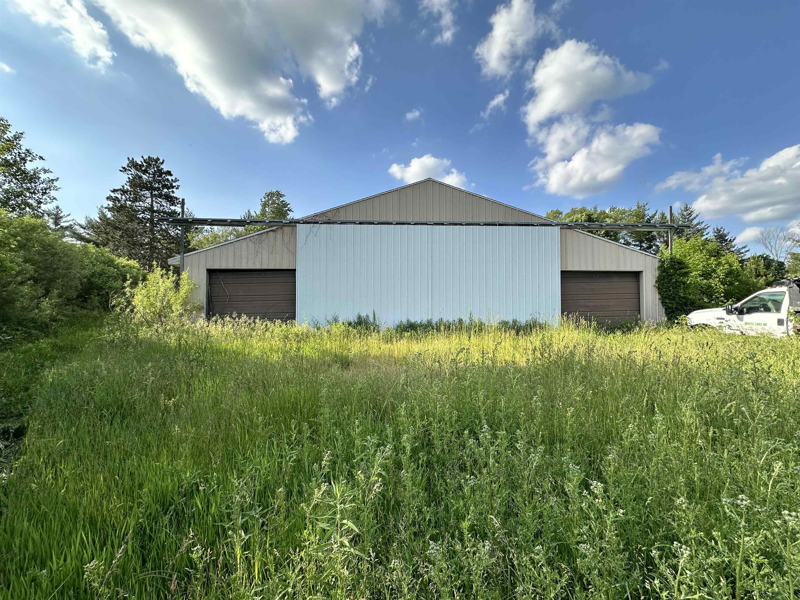60 Estey Road Property Photo 4