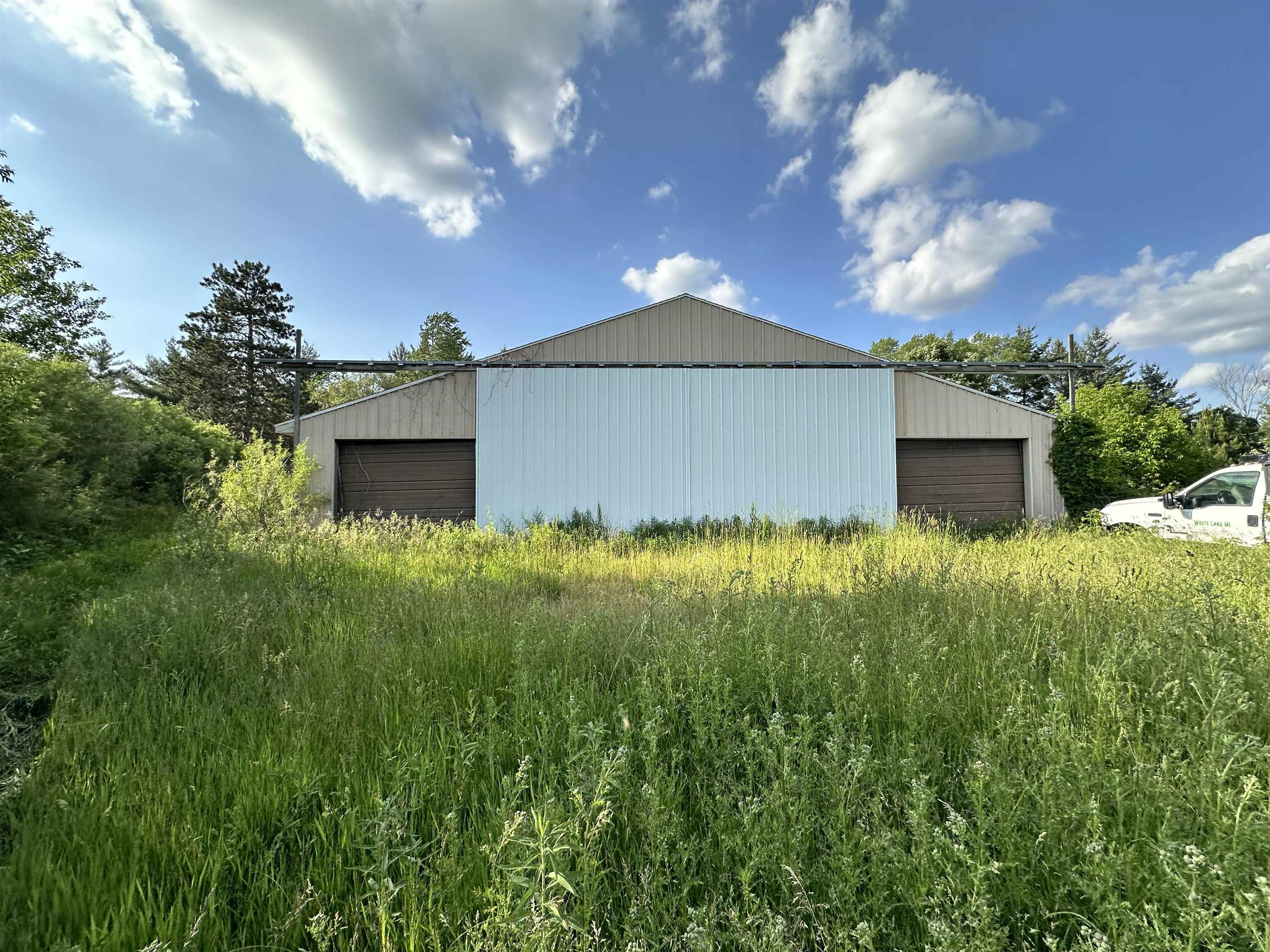 60 Estey Road Property Photo 5