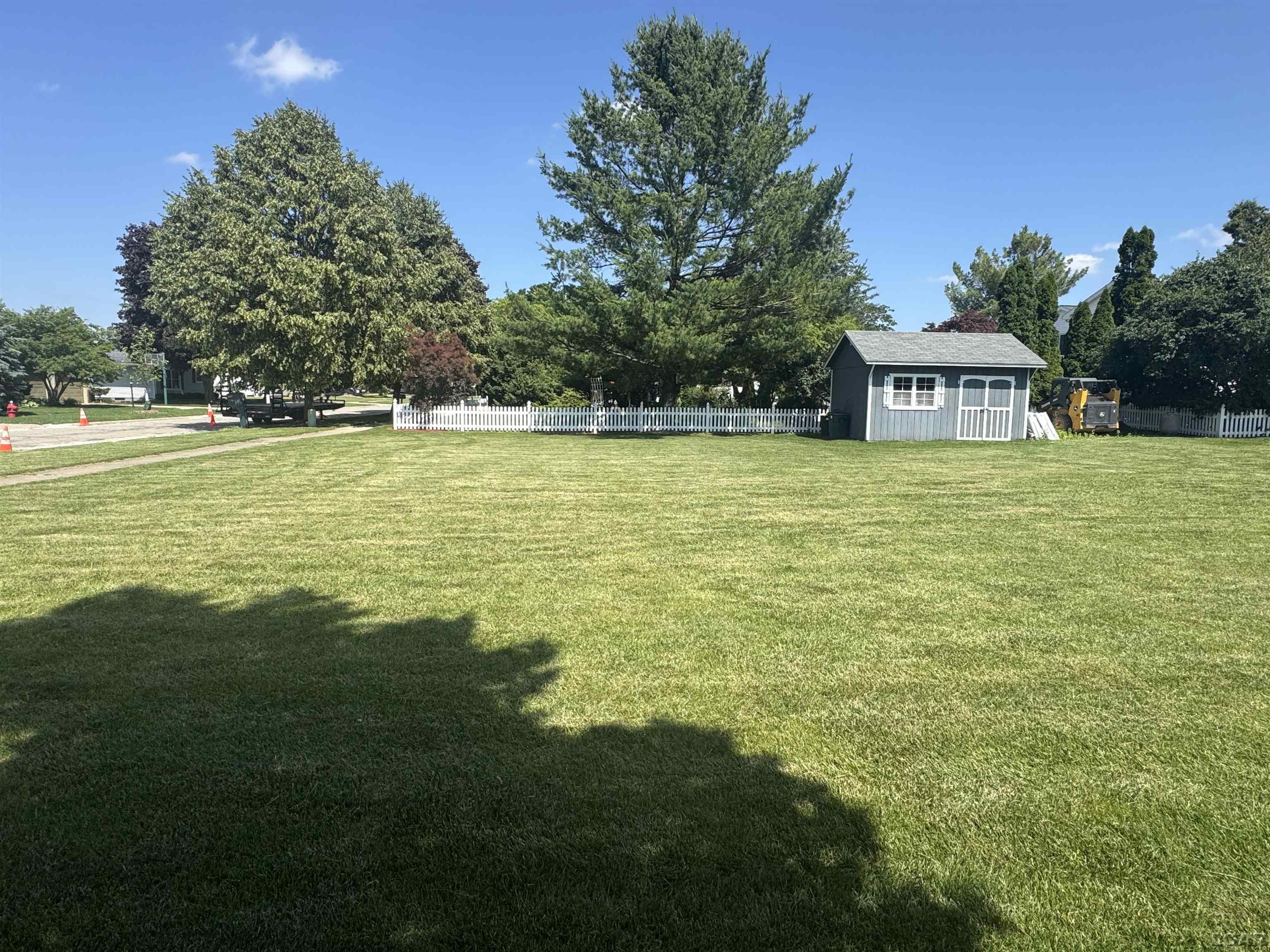 1510 Fox Run Street Property Photo 3