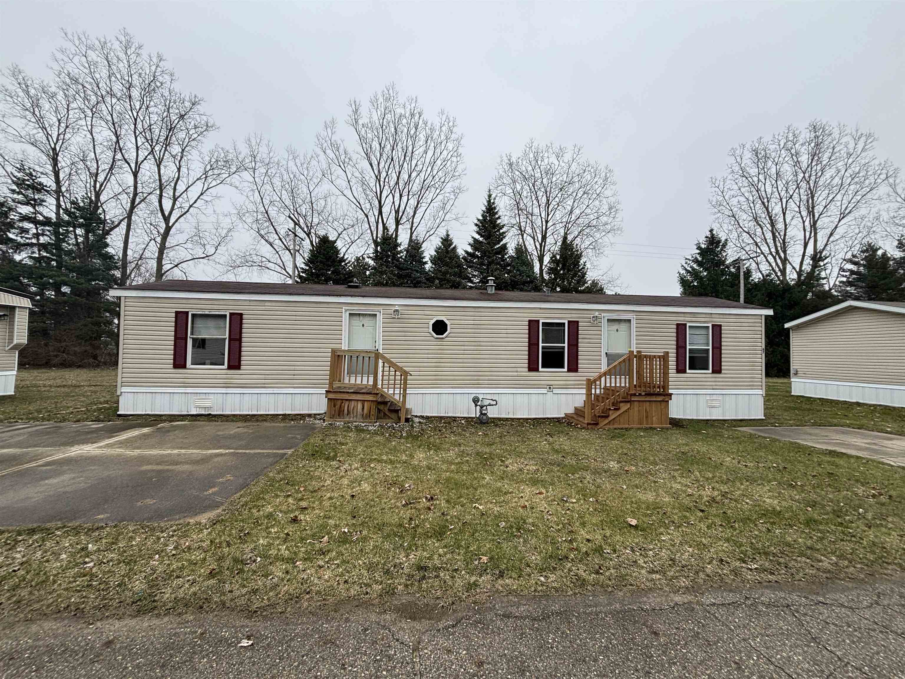 5393 Cedar Street Property Photo 1