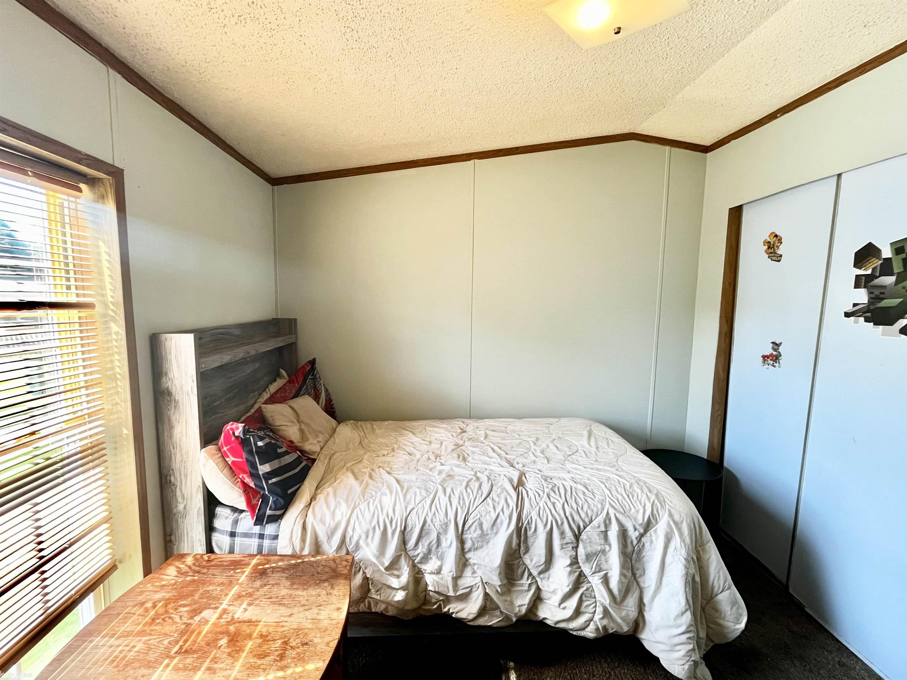 20463 Harmony Drive Property Photo 14