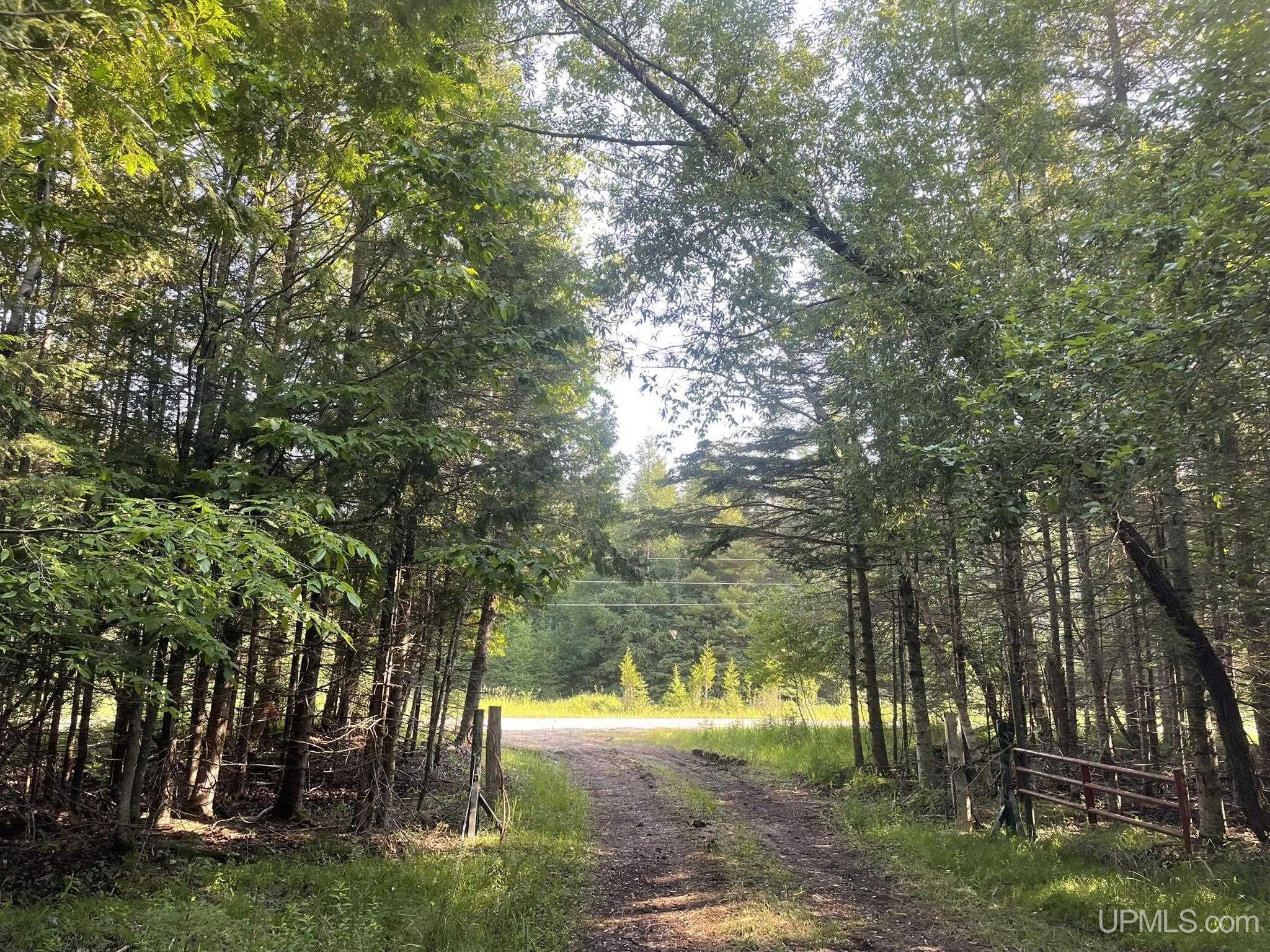 Tbd 17th Rd Road Property Photo 1