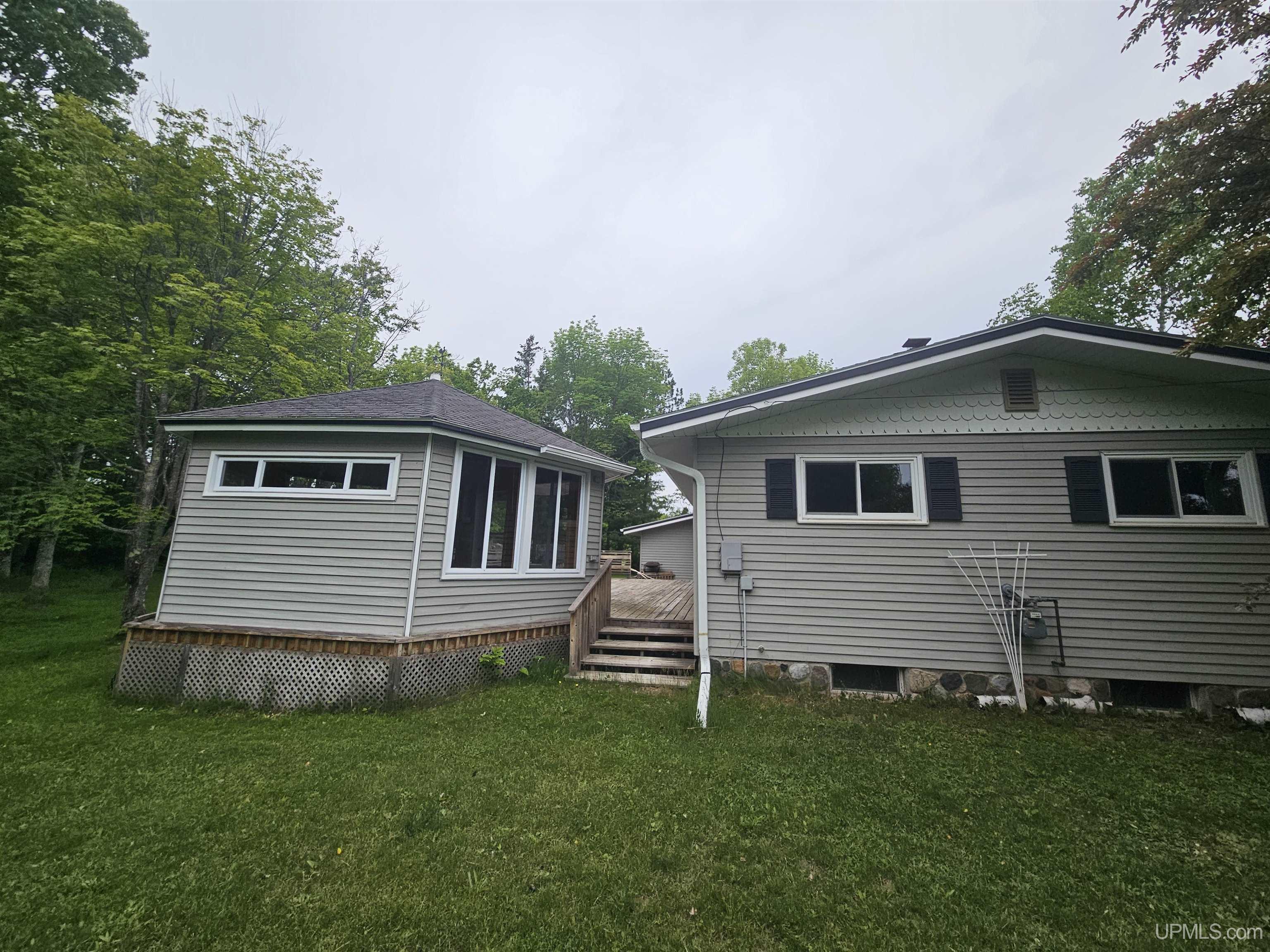 30 Tamarack Street Property Photo 7