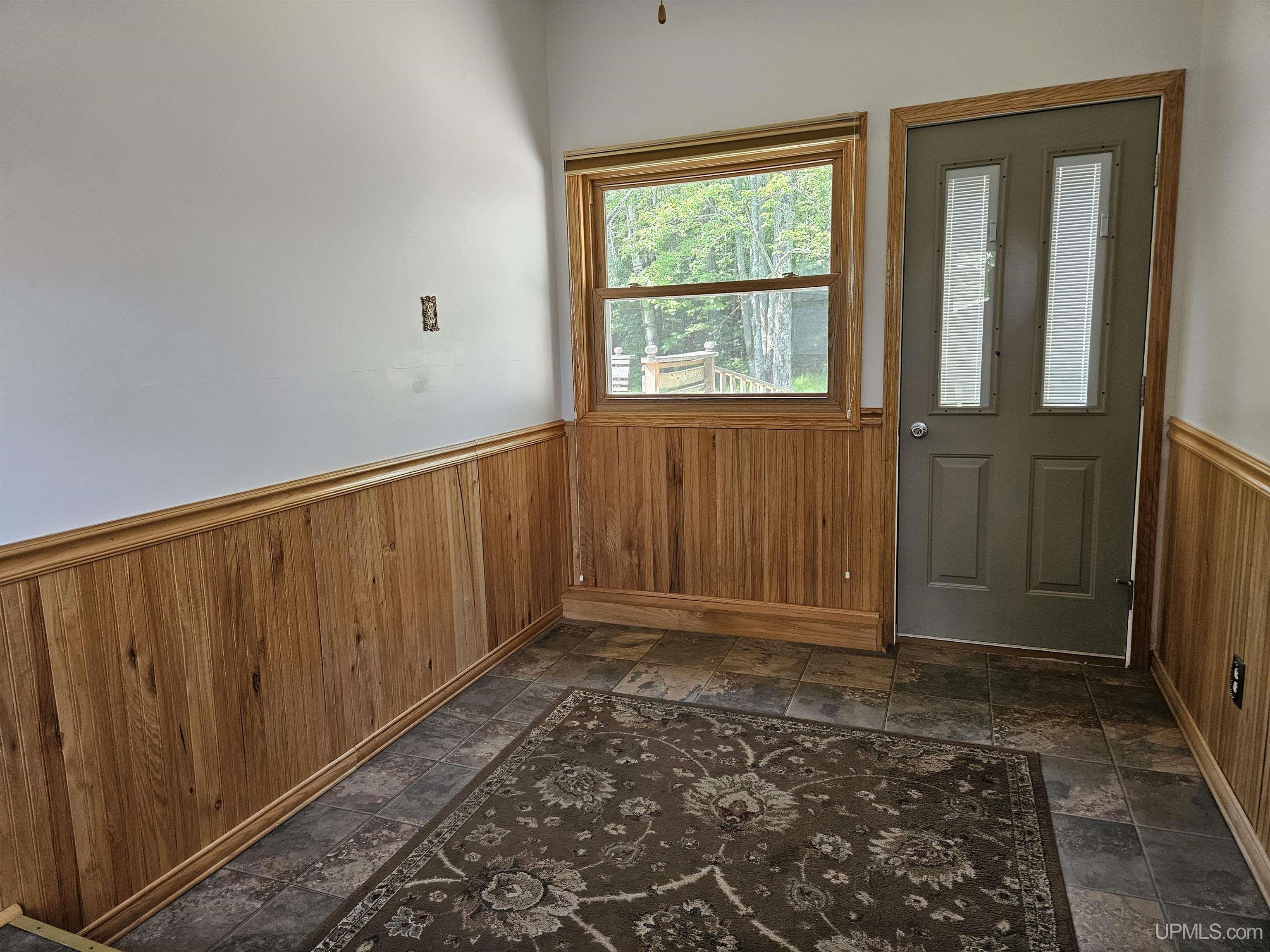 30 Tamarack Street Property Photo 14