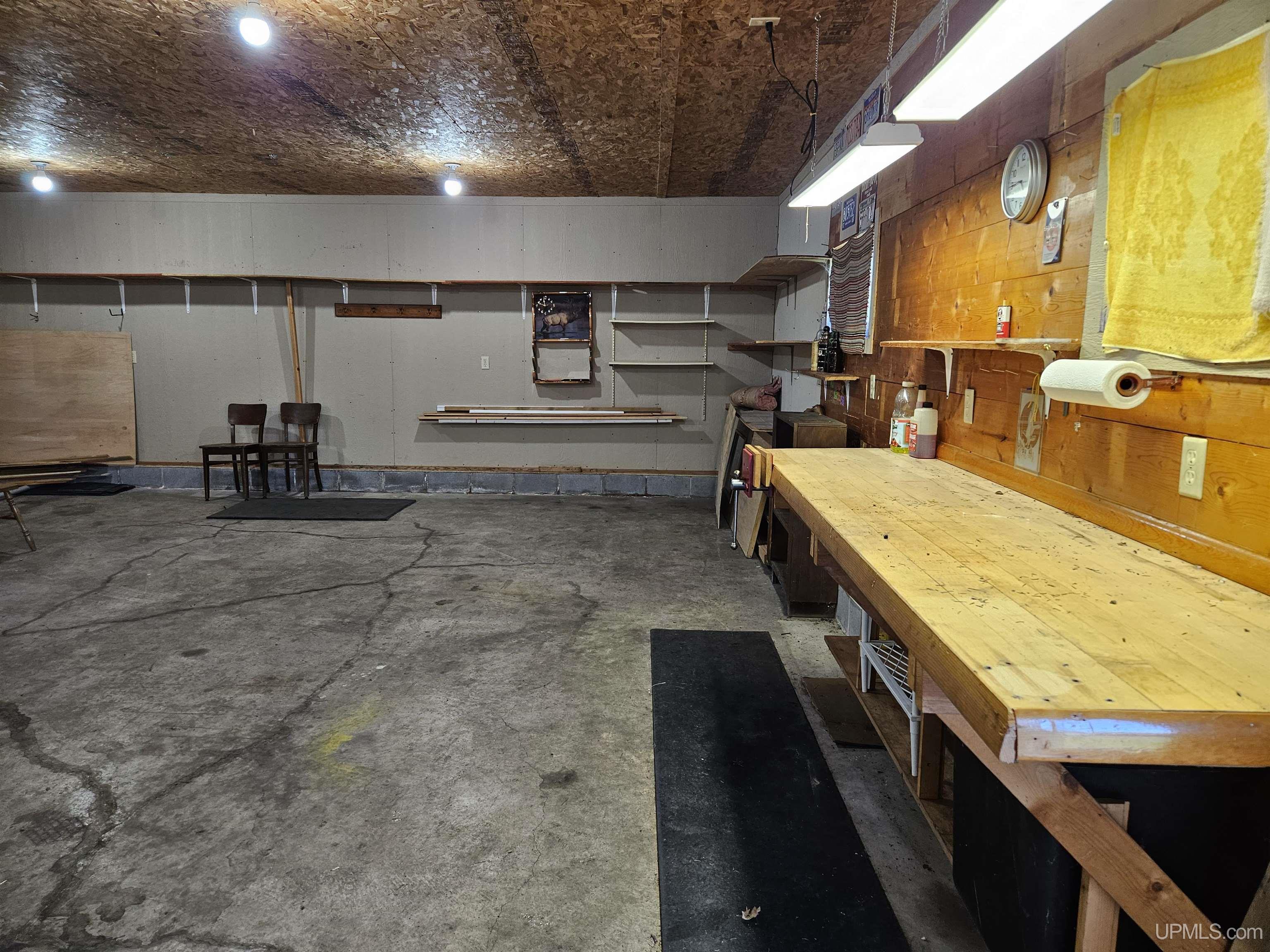 30 Tamarack Street Property Photo 41