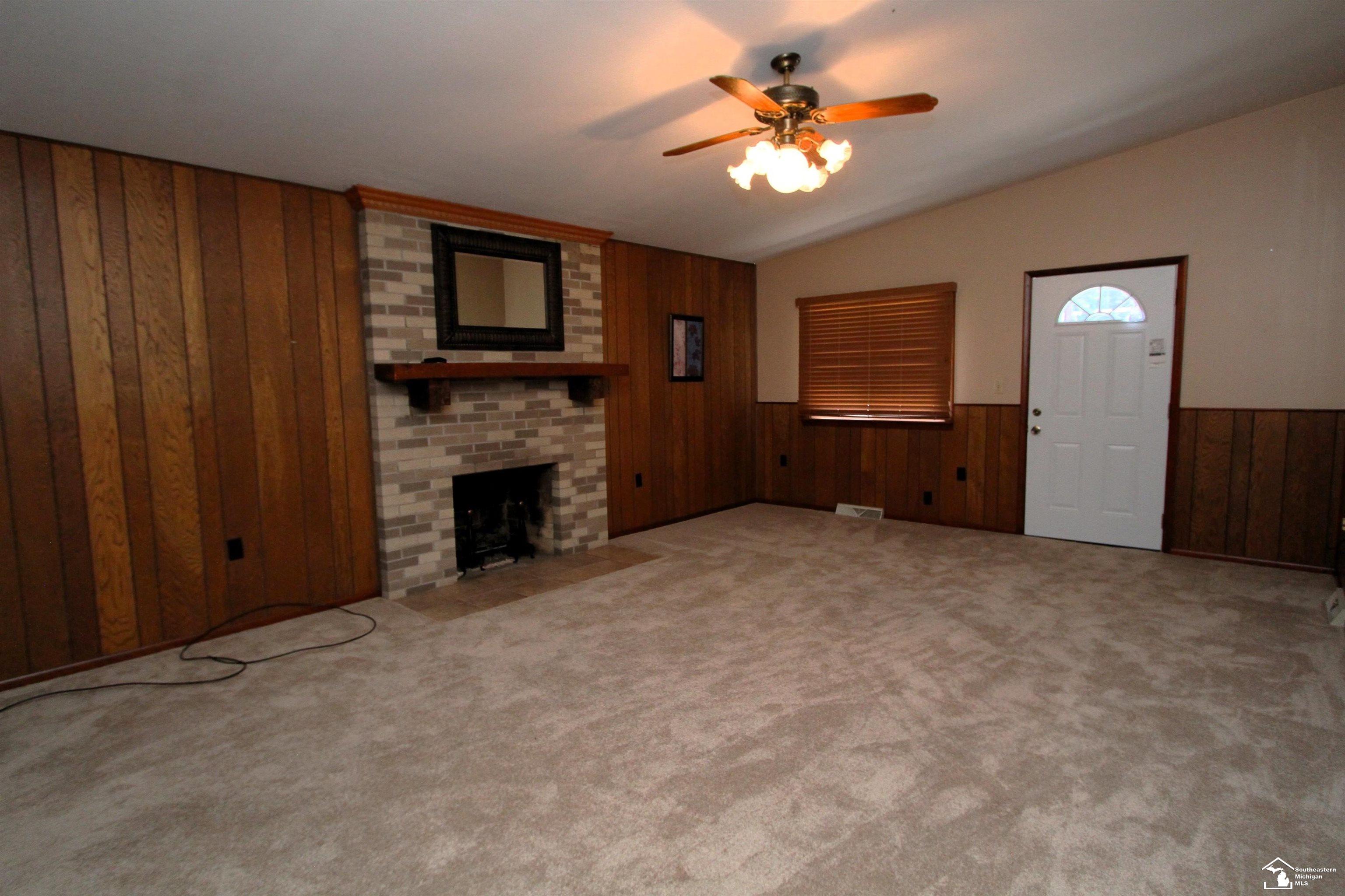 2911 5th Street Property Photo 5