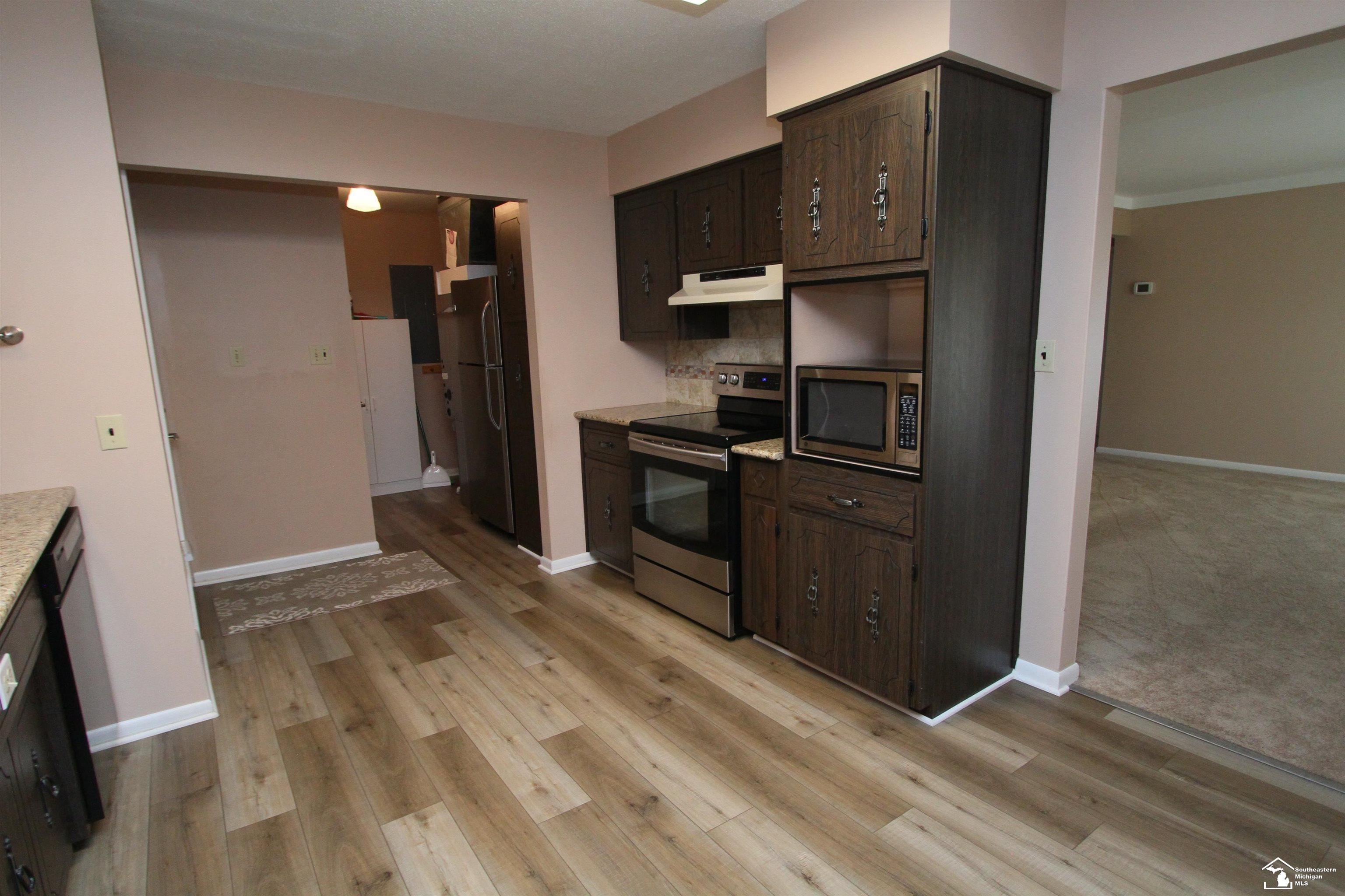 2911 5th Street Property Photo 9