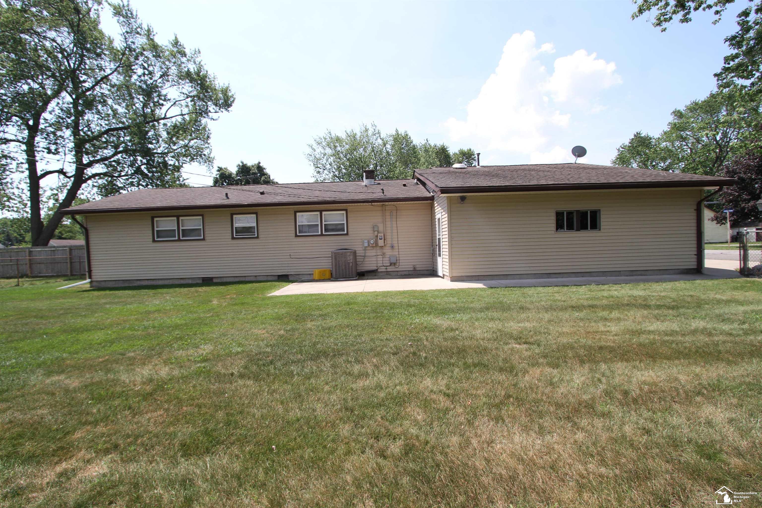 2911 5th Street Property Photo 23