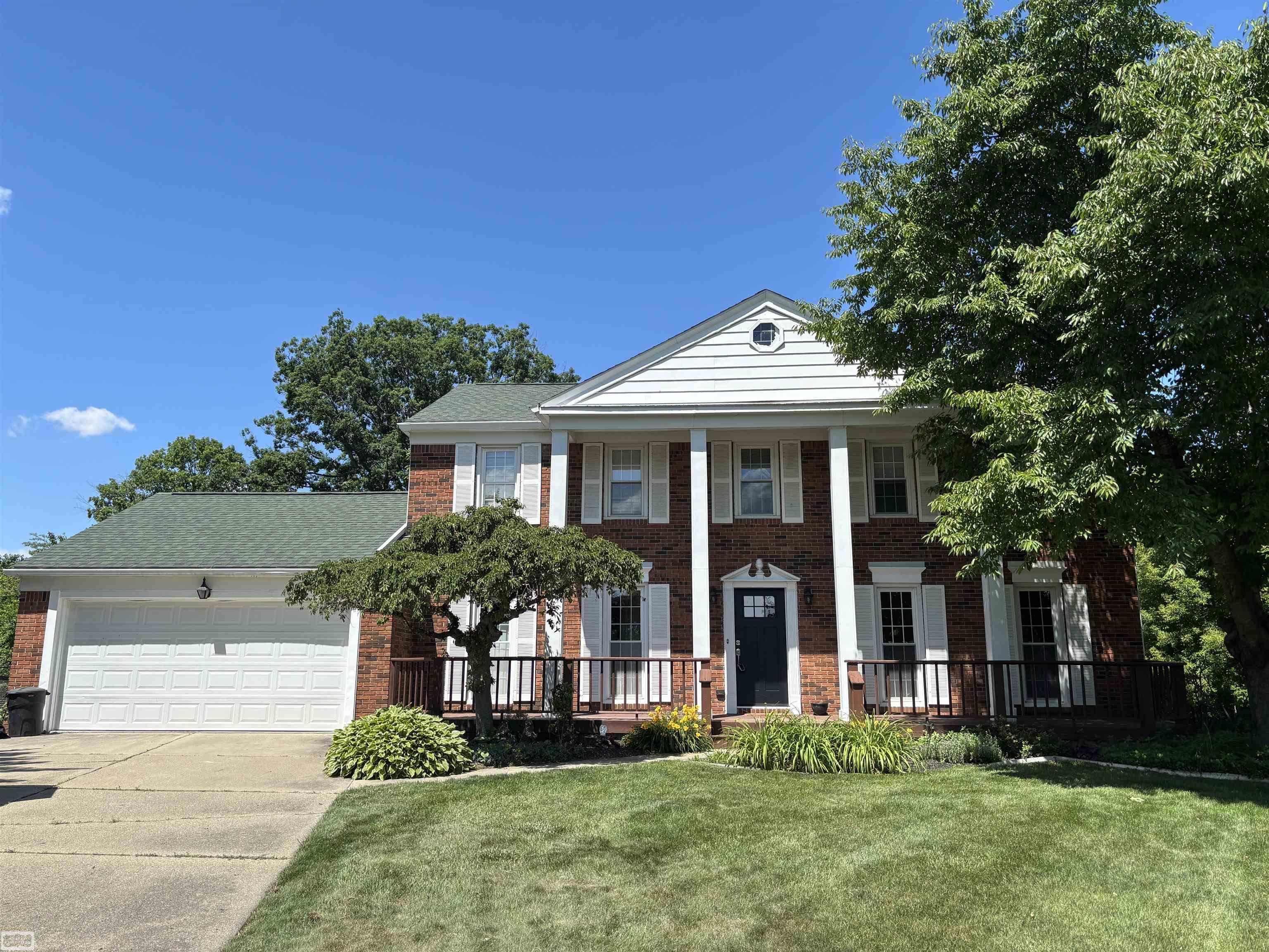 28638 Sunray Court Property Photo 1