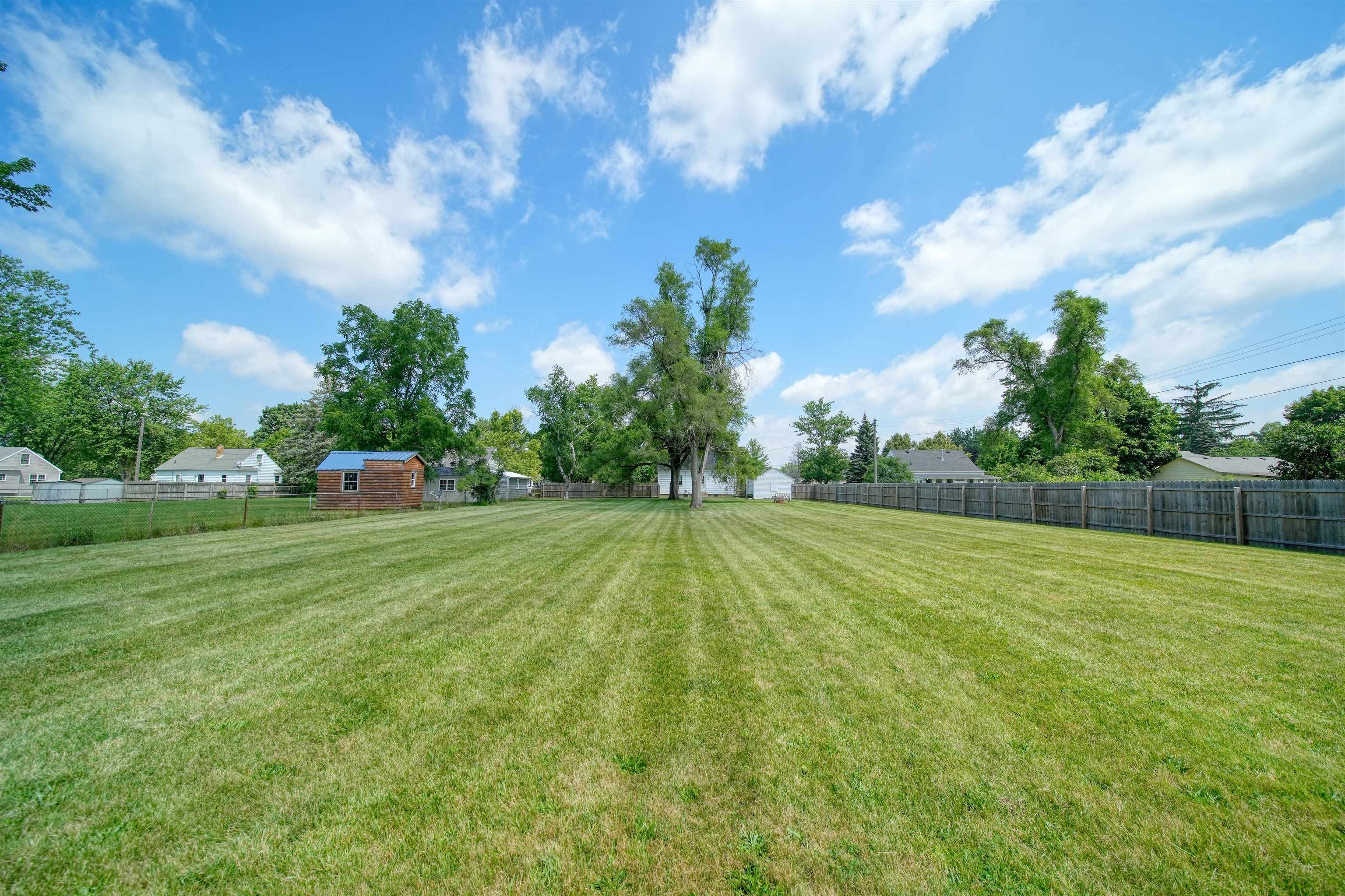 1006 Murray Drive Property Photo 3