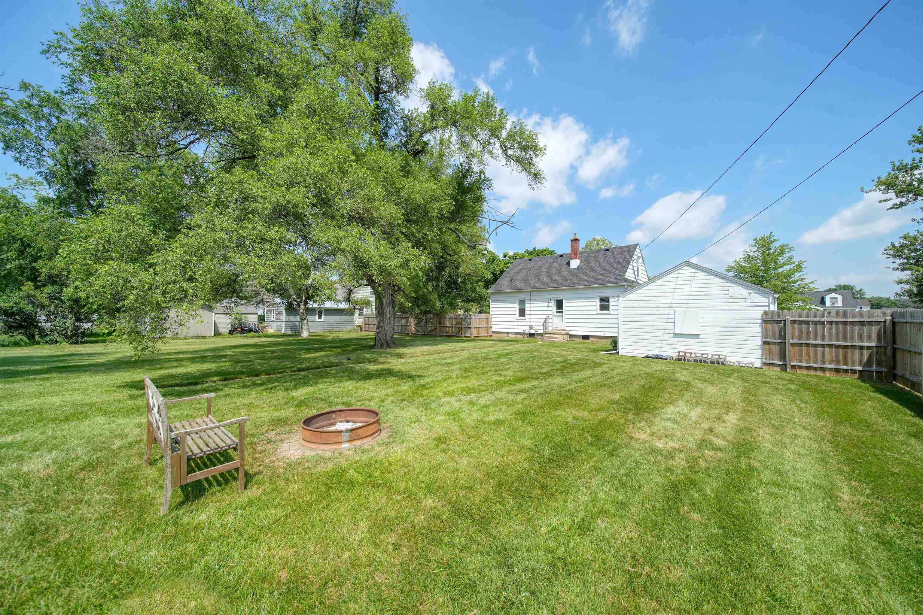 1006 Murray Drive Property Photo 27