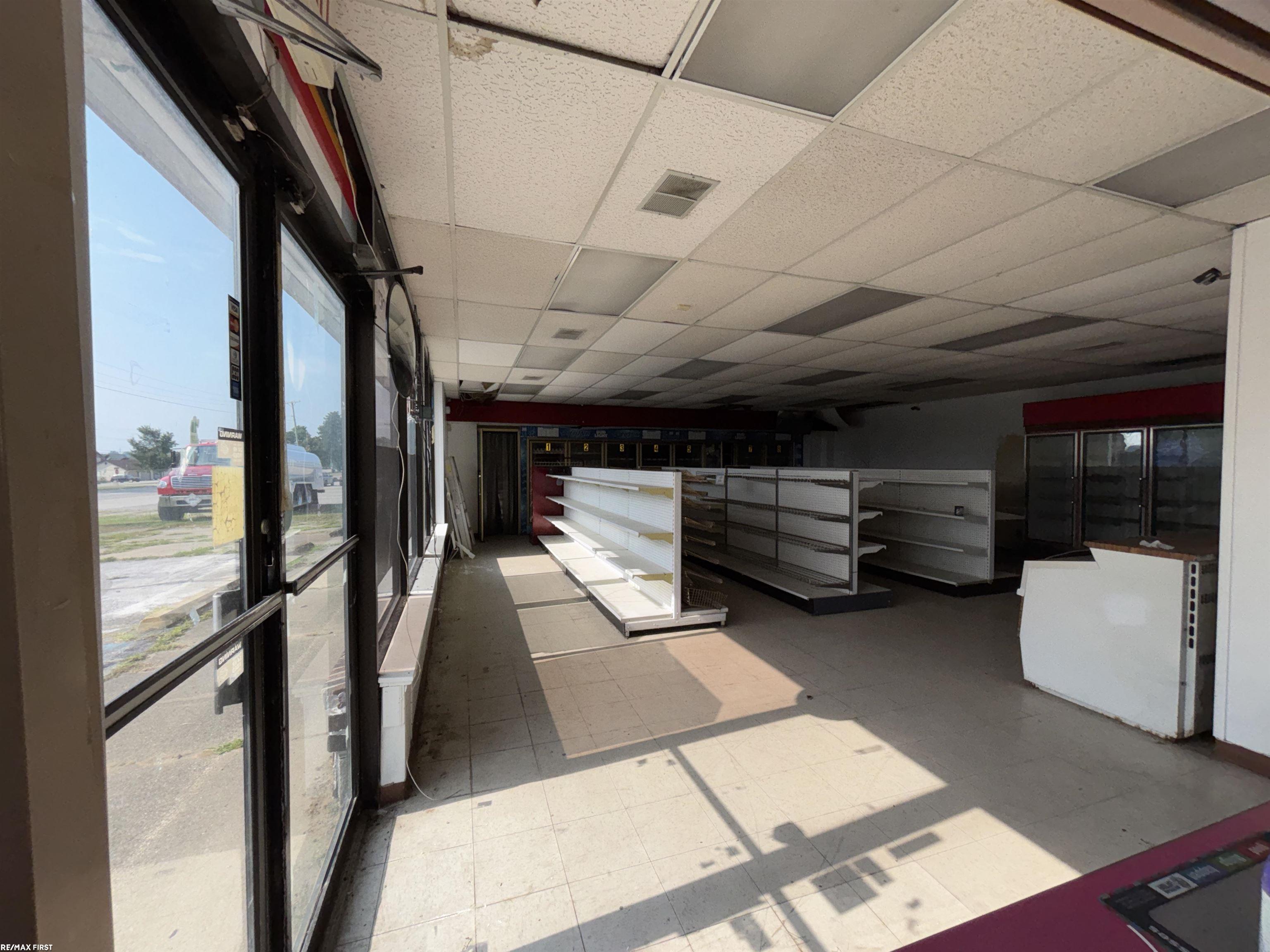 10 Gratiot Boulevard Property Photo 11