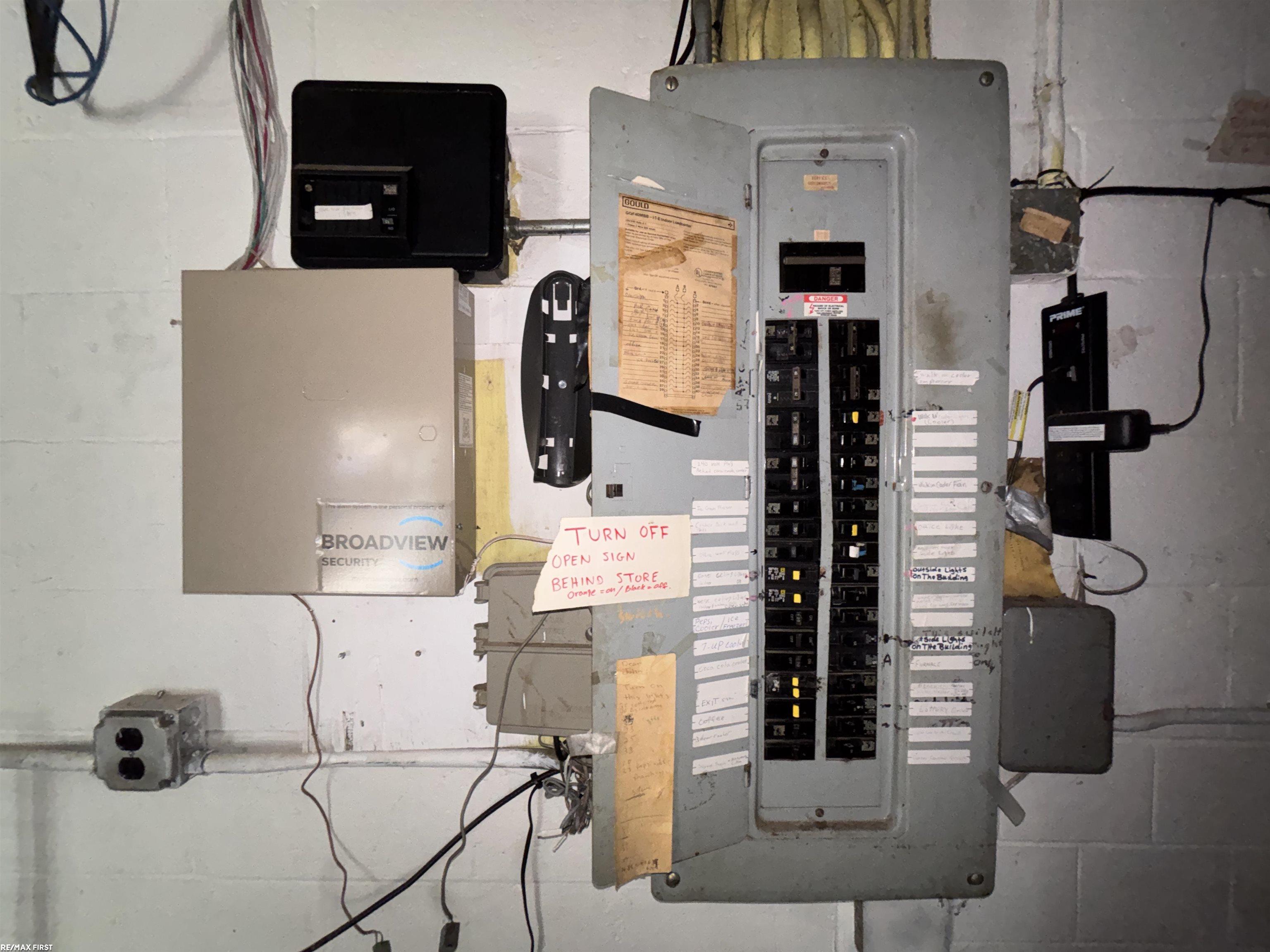 10 Gratiot Boulevard Property Photo 27