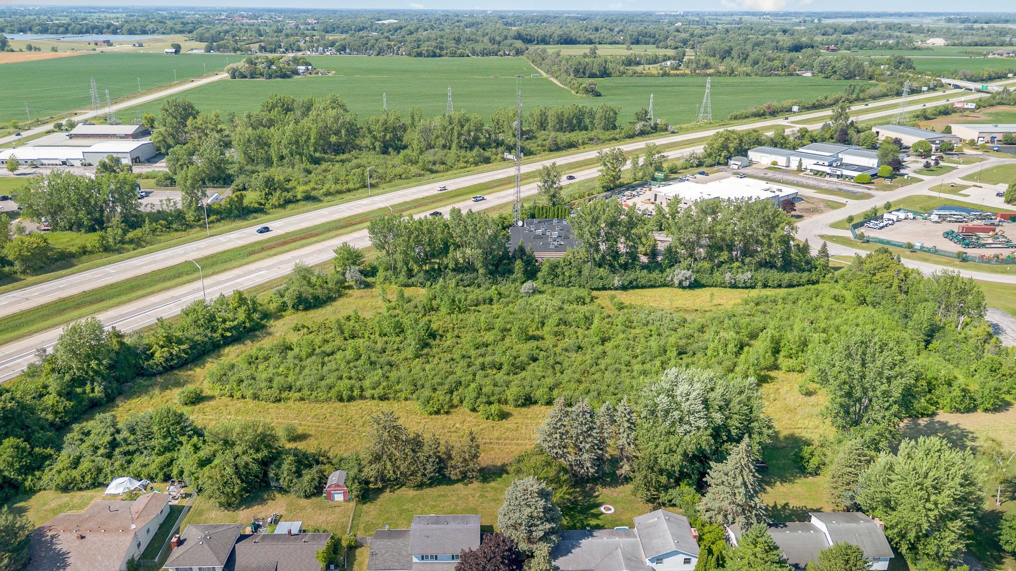 Kenora Drive Property Photo 13