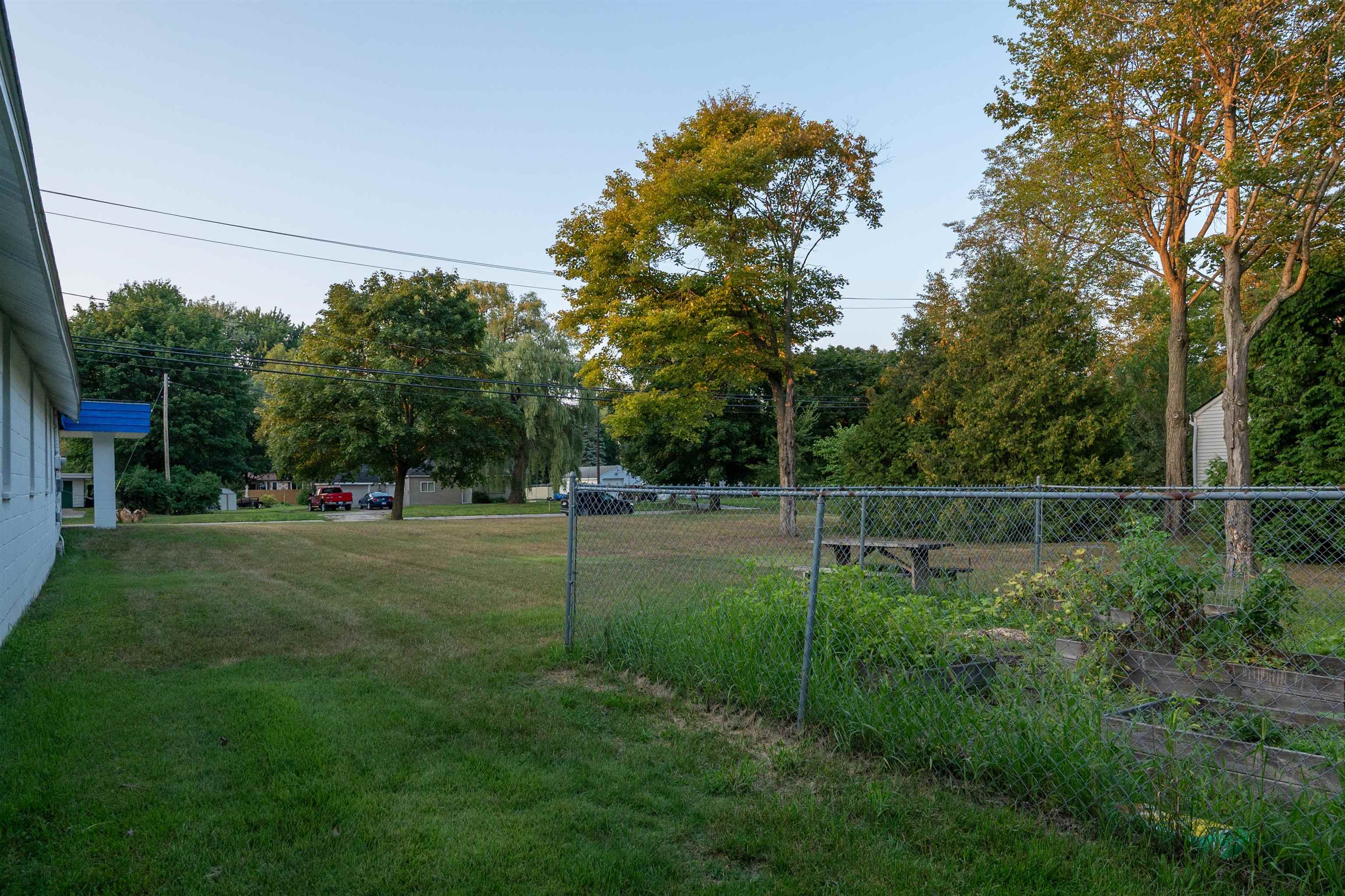 2904 E Ashman Street Property Photo 44