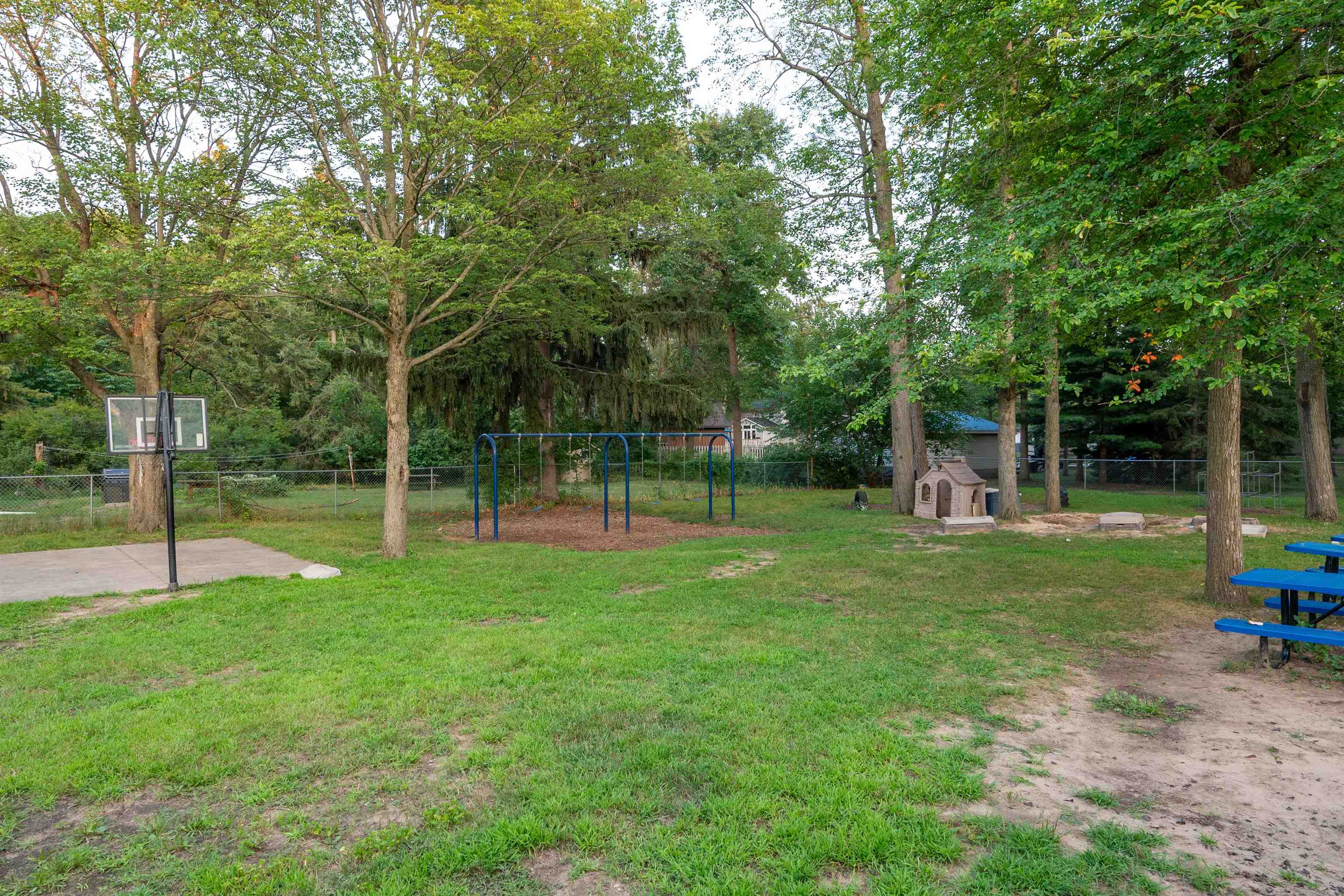 2904 E Ashman Street Property Photo 47