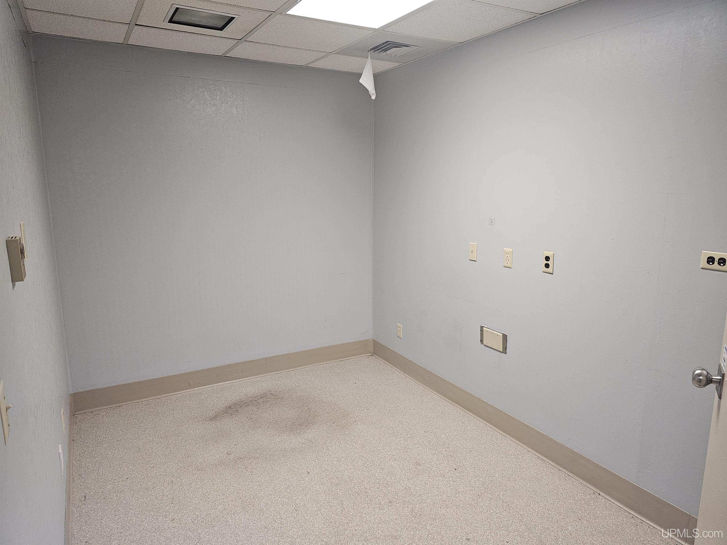 97 S Fourth Street Property Photo 13
