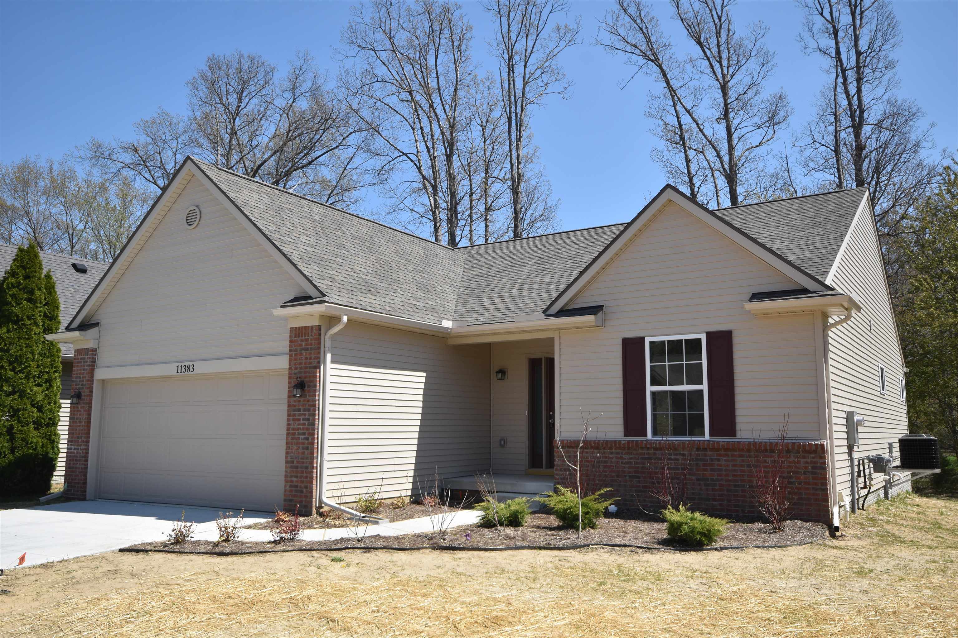 11461 Hidden Oaks Drive Property Photo 1