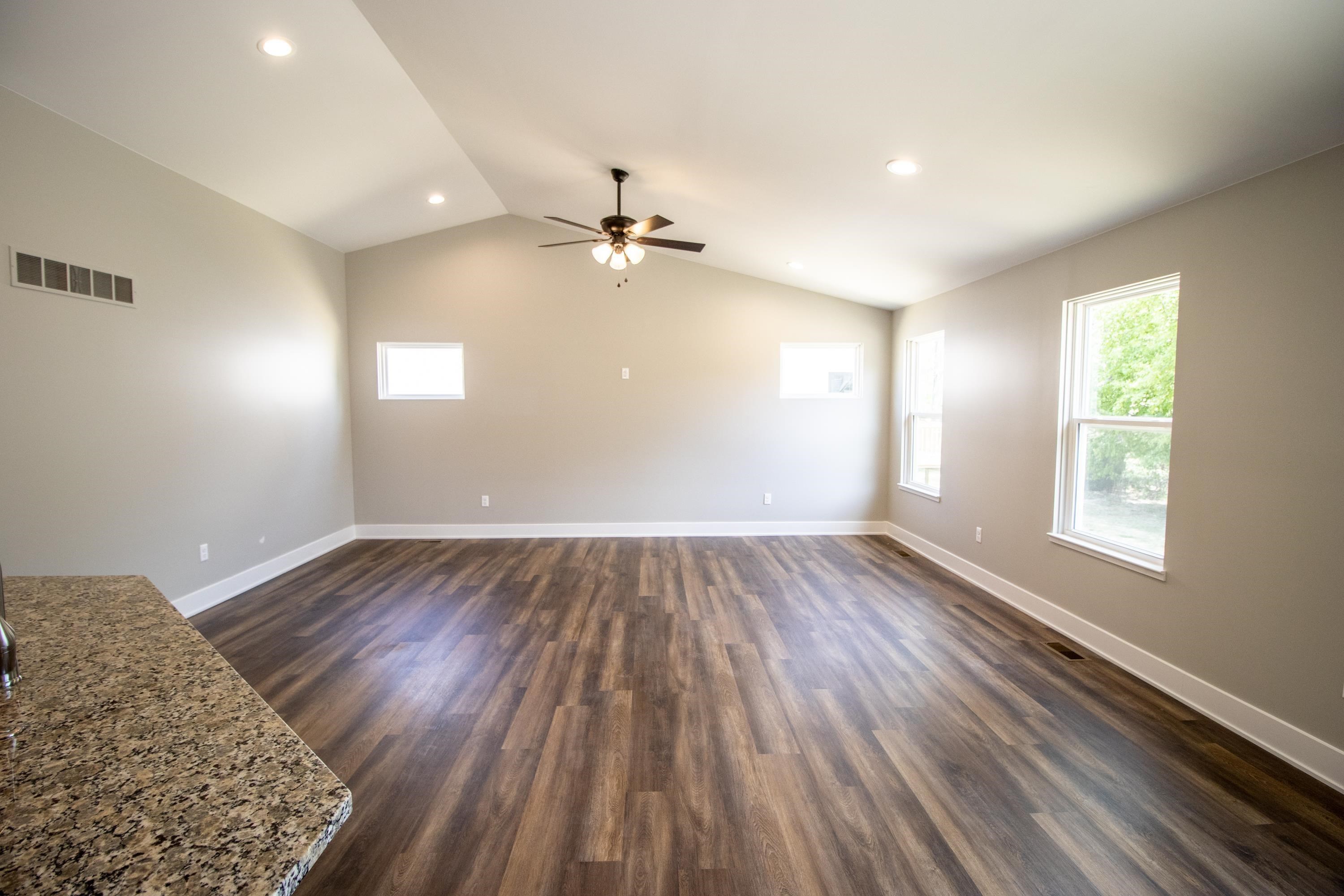 11461 Hidden Oaks Drive Property Photo 9