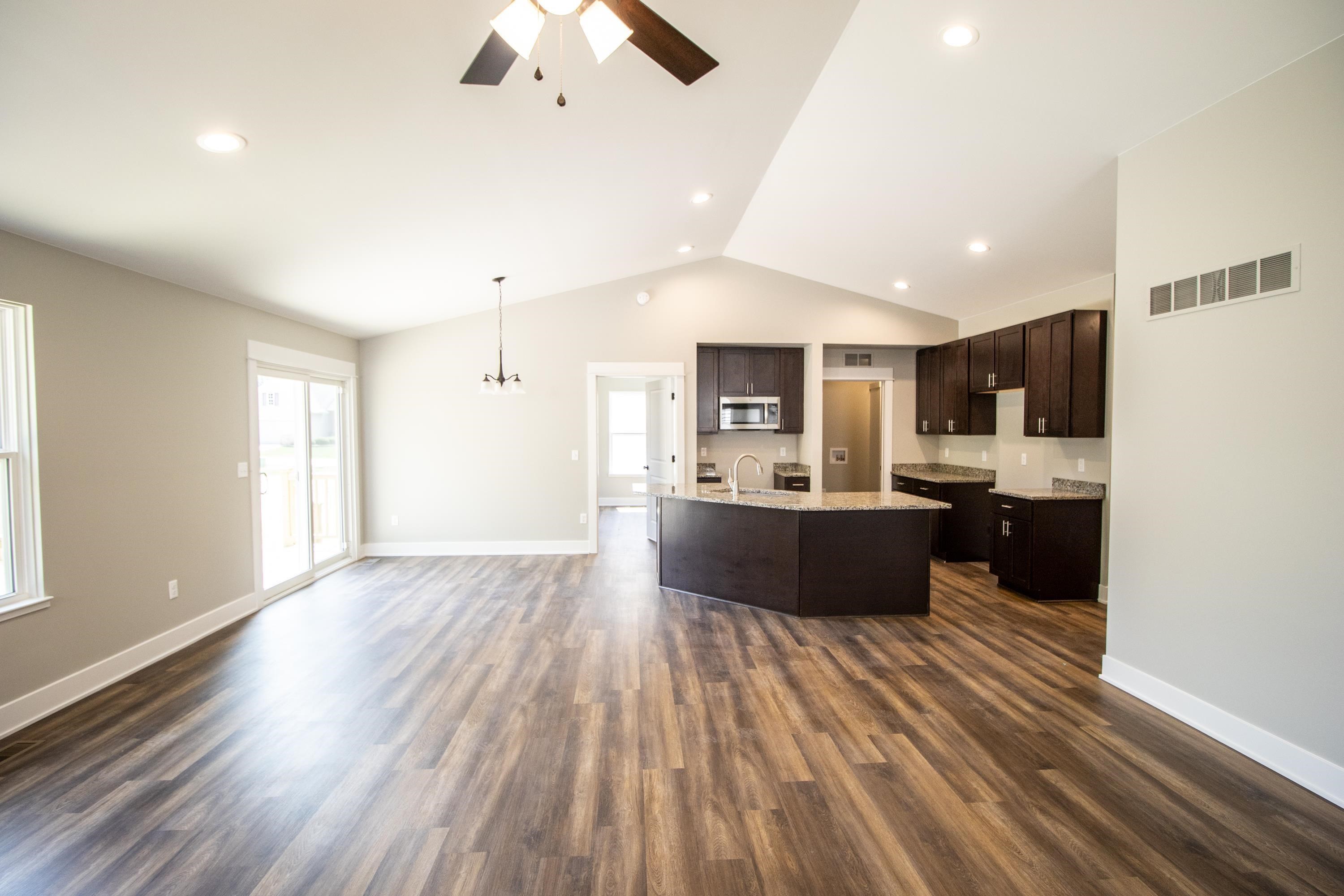 11461 Hidden Oaks Drive Property Photo 10
