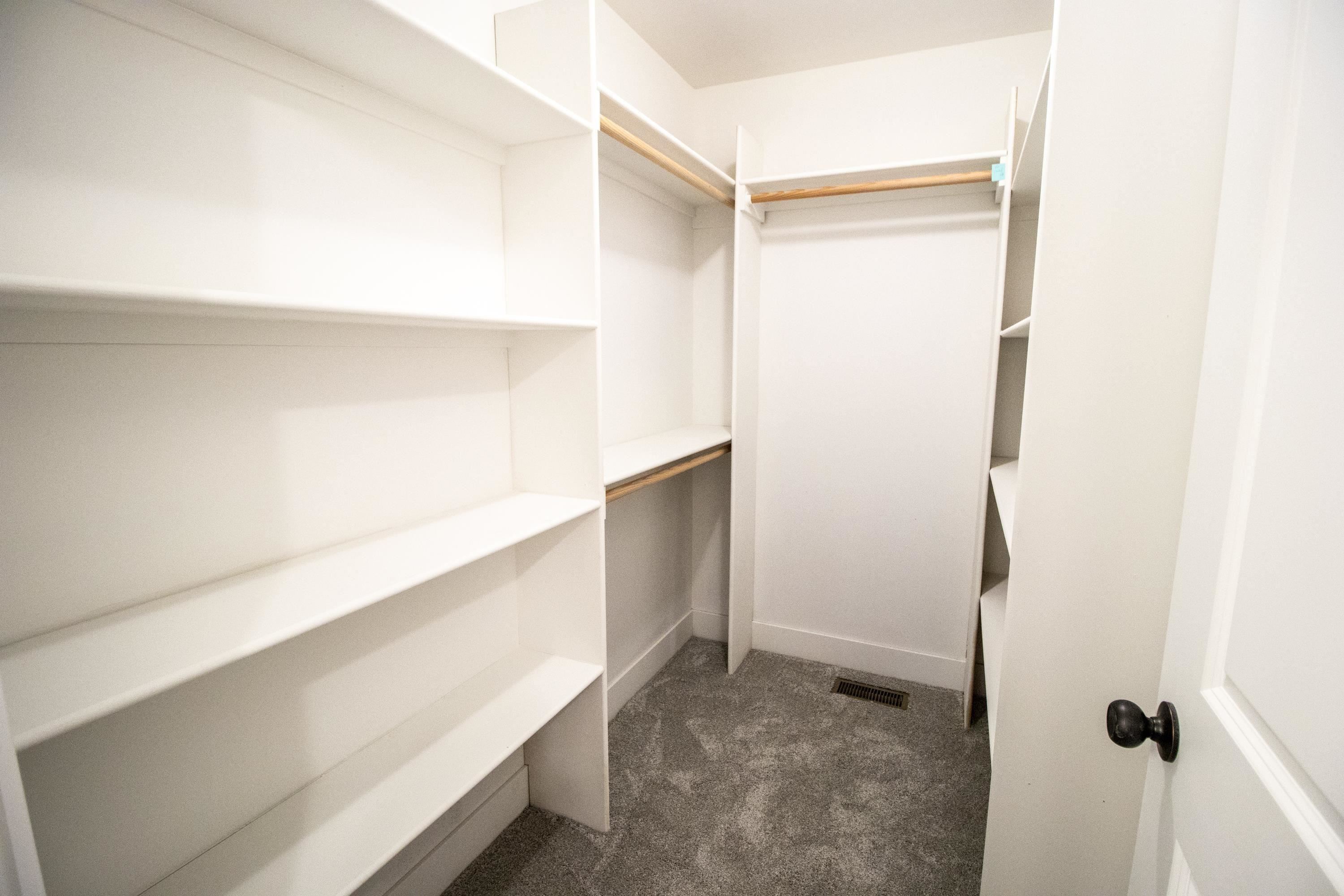 11461 Hidden Oaks Drive Property Photo 17