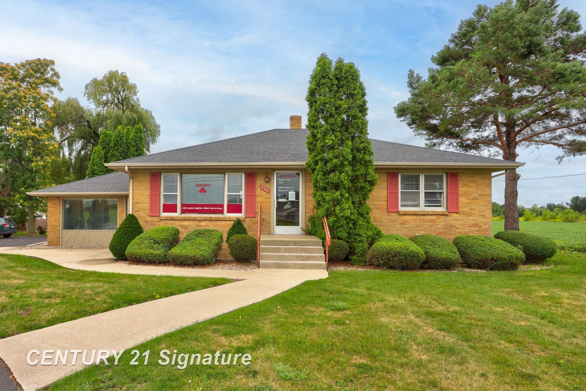 3741 Tittabawassee Road Property Photo 1