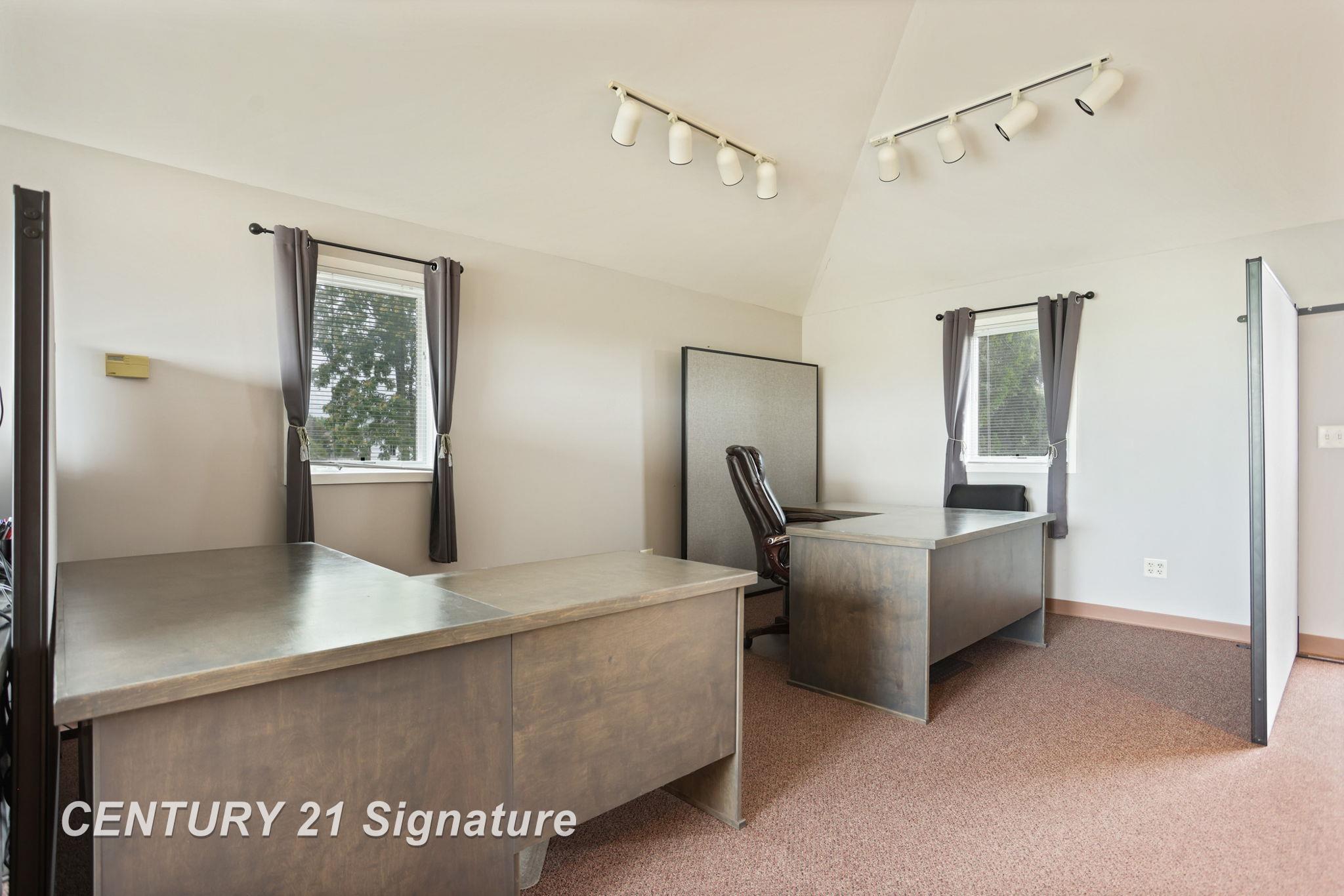 3741 Tittabawassee Road Property Photo 9